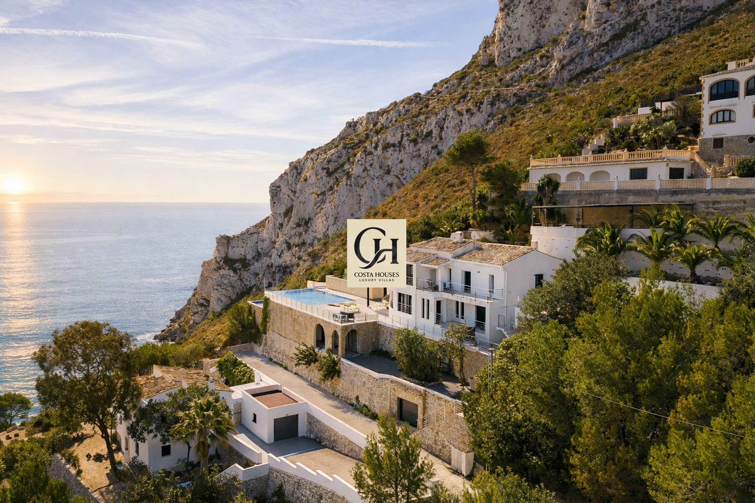 Villa Granadella - Lujo Mediterráneo a Solo 120 Metros del M