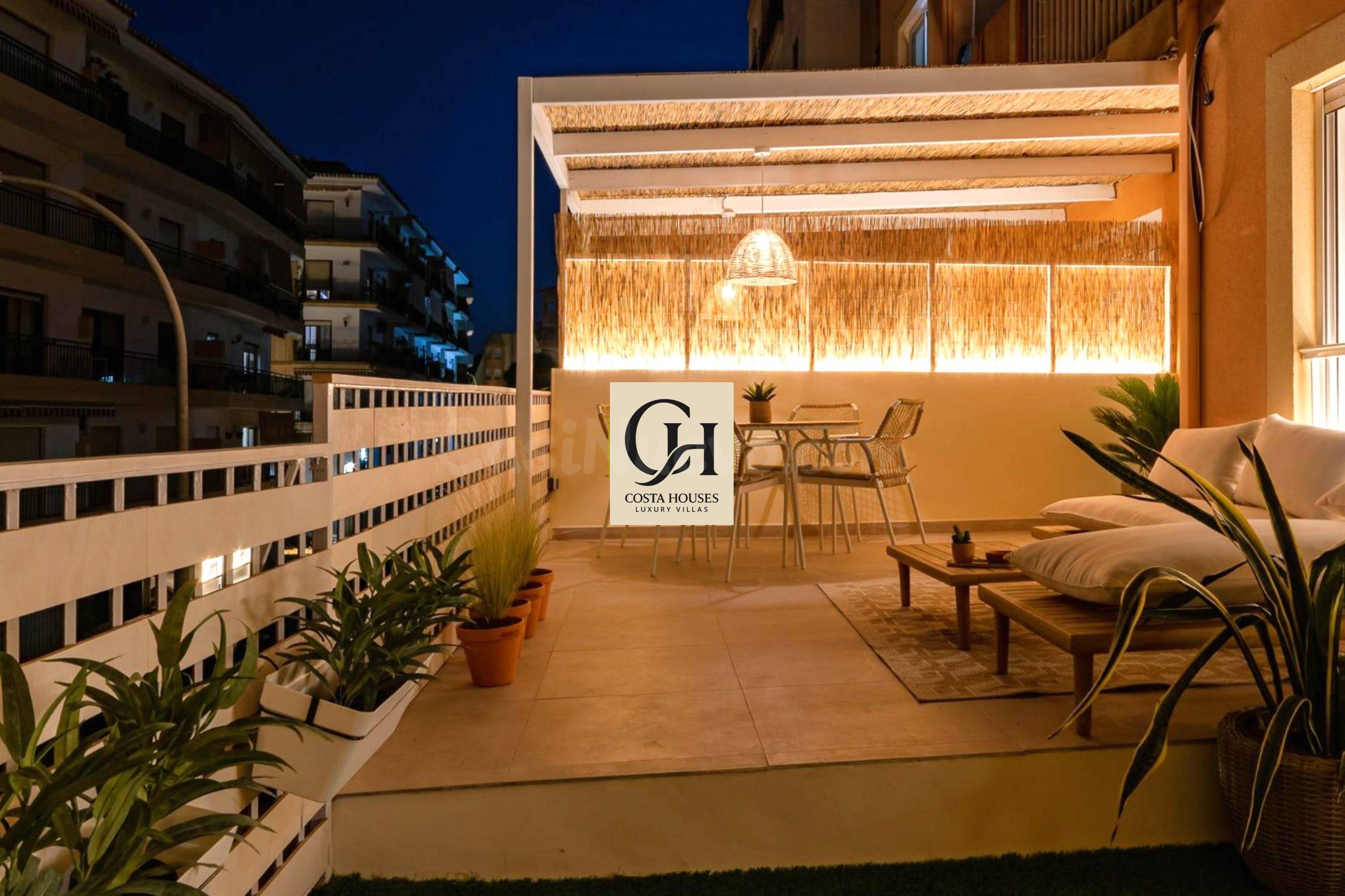 APARTAMENTO EN VENTA EN EL PUERTO DE JÁVEA A 1 MINUTO DE LA 