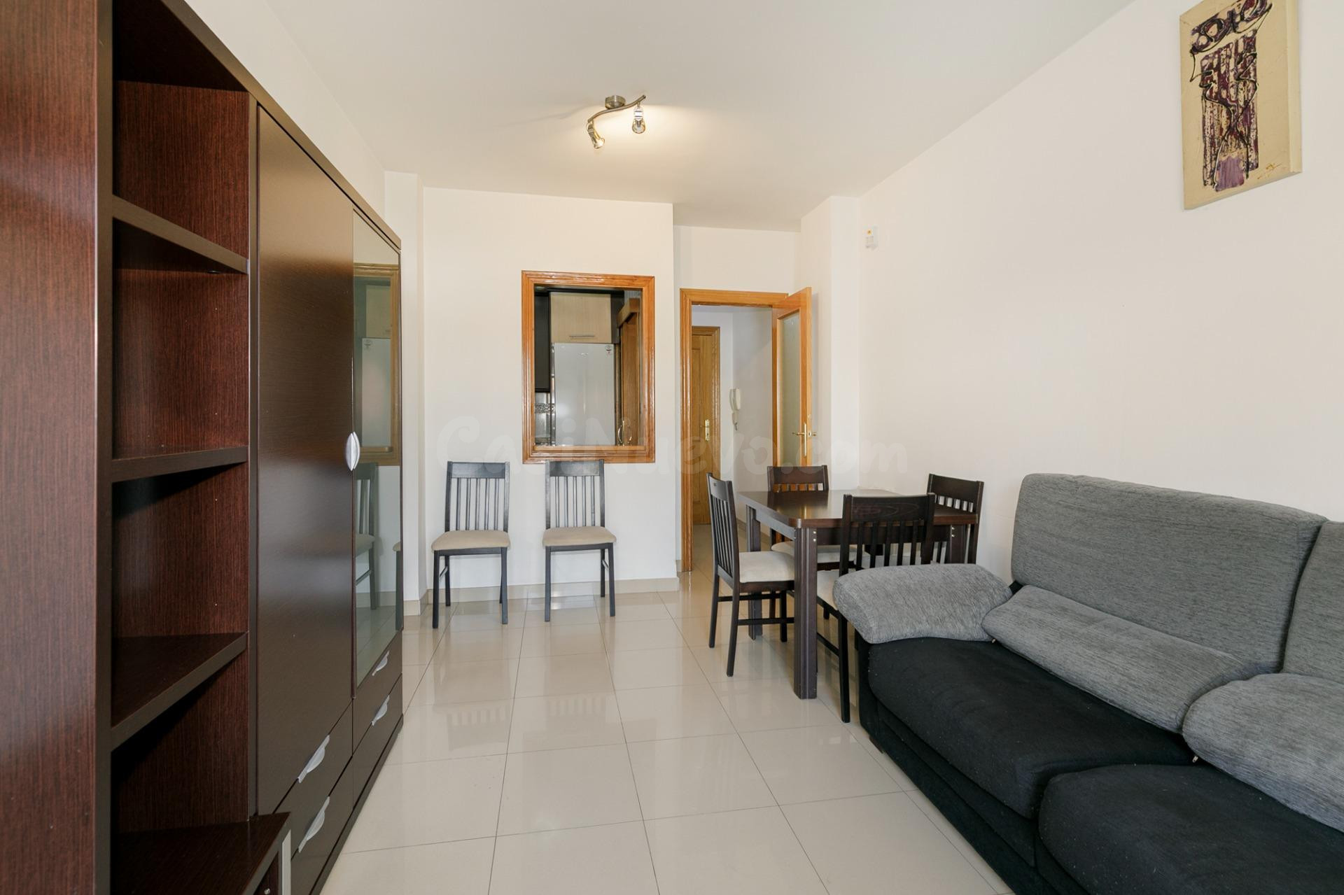 Acogedor Piso en Armilla: Ideal para Inversión o Primera Viv - foto 3