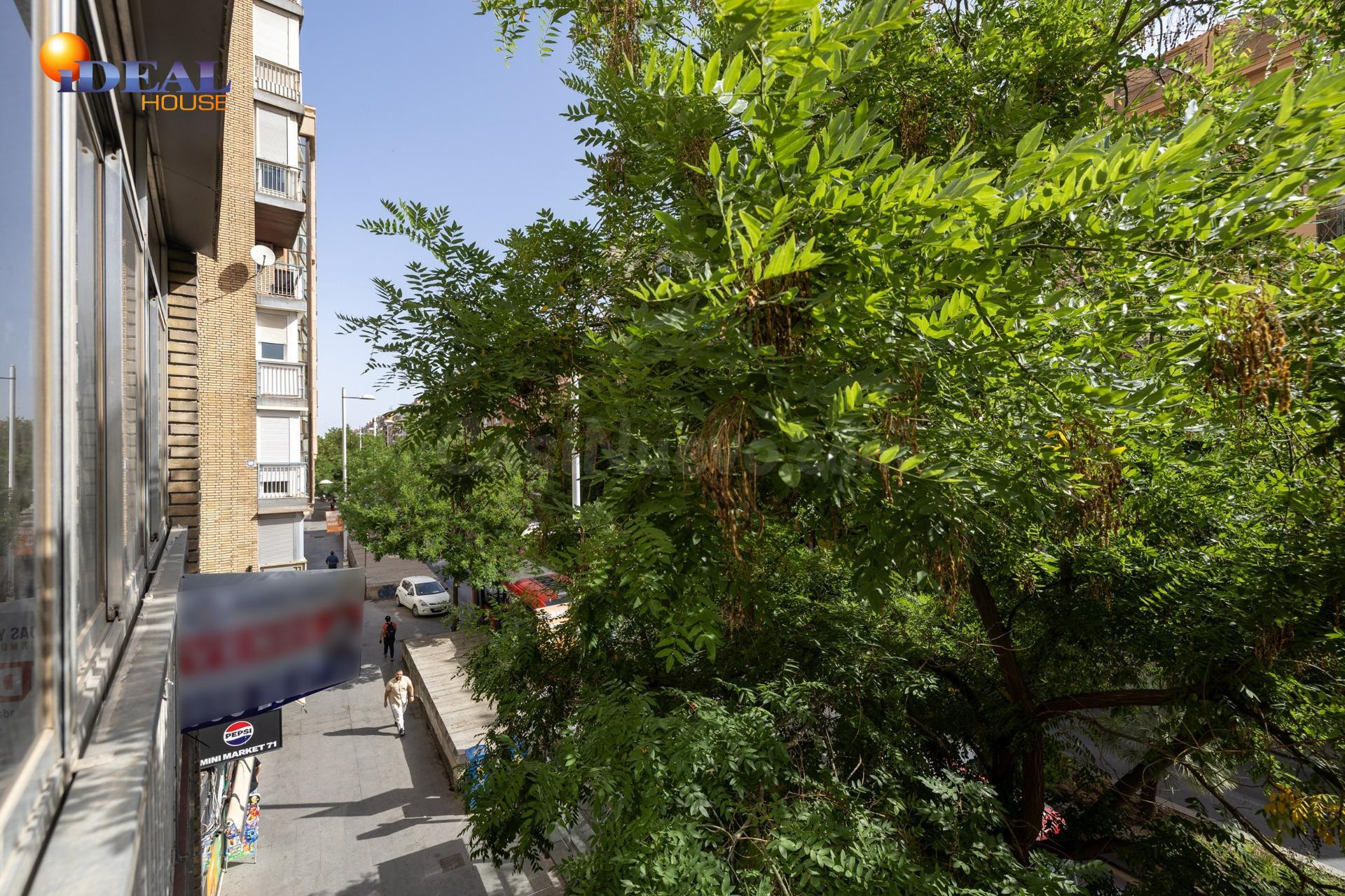GRAN PISO EN CAMINO DE RONDA JUNTO A CALLE RECOGIDAS CON 212 - foto 3