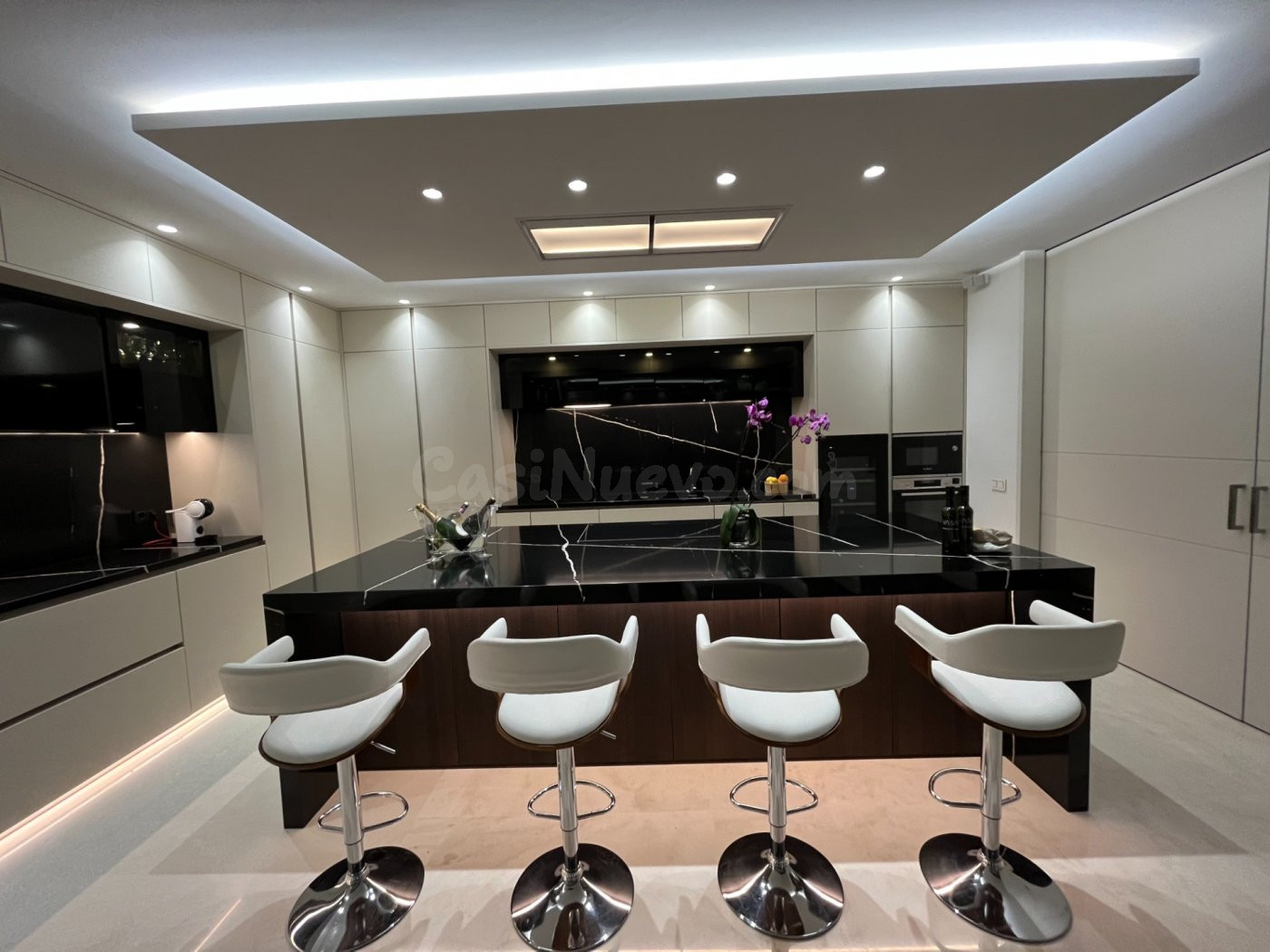 Villa de 5 dormitorios y 6 baños localizada en la Milla de O - foto 5