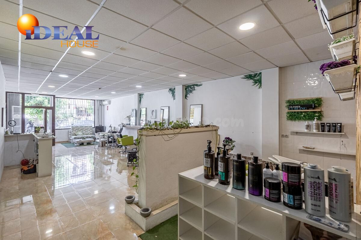 En venta dos locales independientes unidos en la actualidad. - foto 4