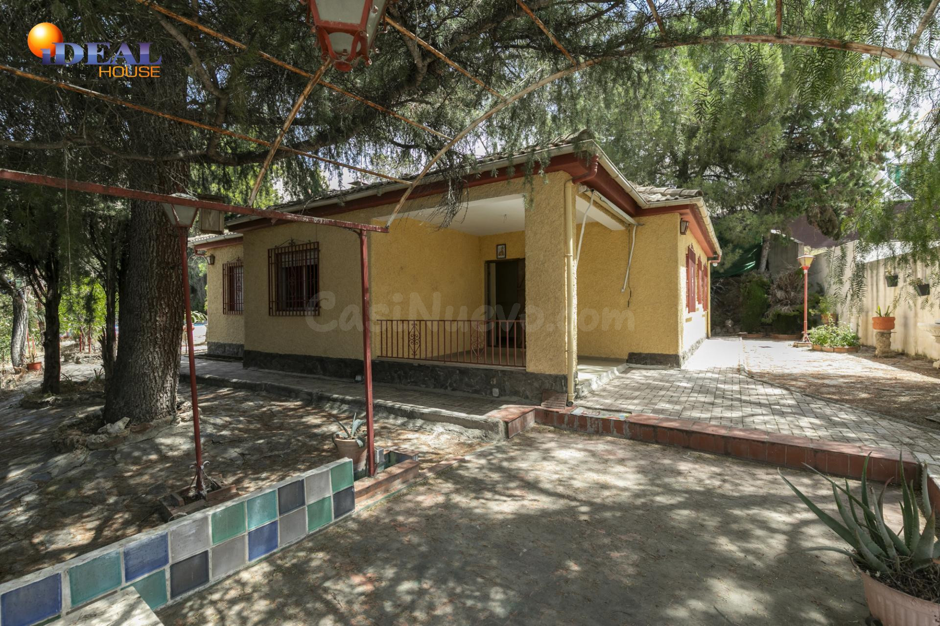 * PARCELA URBANA CON CHALET Y GRAN POTENCIAL DE EDIFICACIÓN  - foto 4