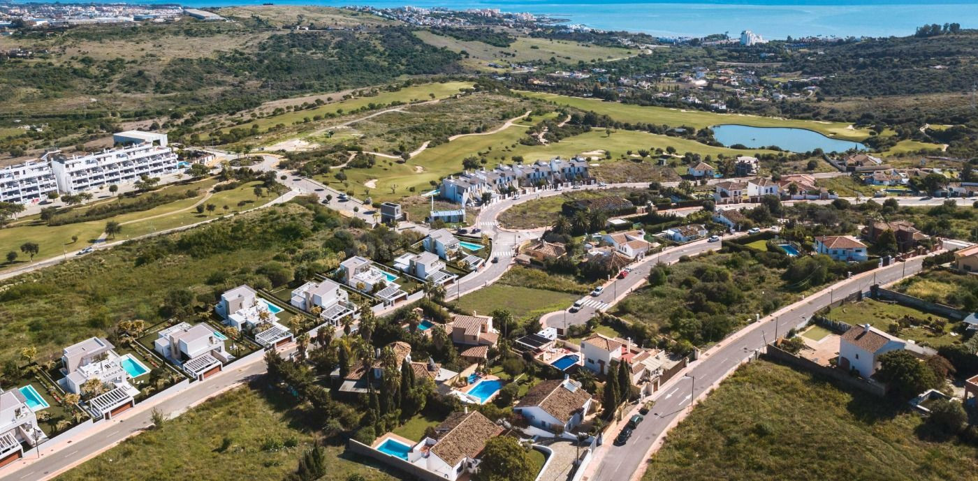 Villa de Lujo de 4 dormitorios y 4 baños localizado en la pr - foto 2