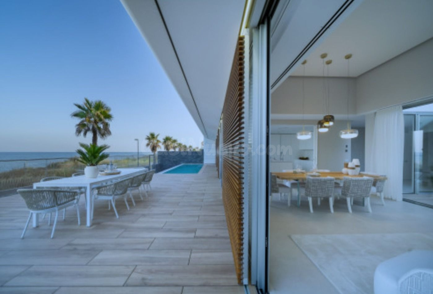 Villa de 4 dormitorios, 3 baños al pié de Espectacular Playa - foto 2