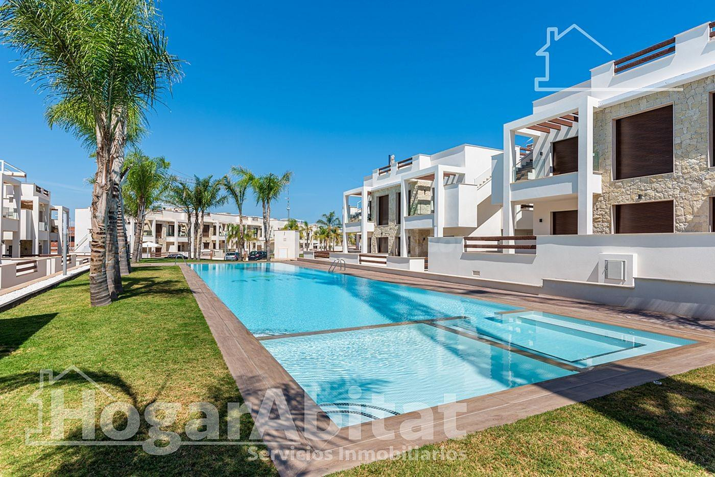 MARAVILLOSO ADOSADO DE LUJO CON PISCINA - foto 4