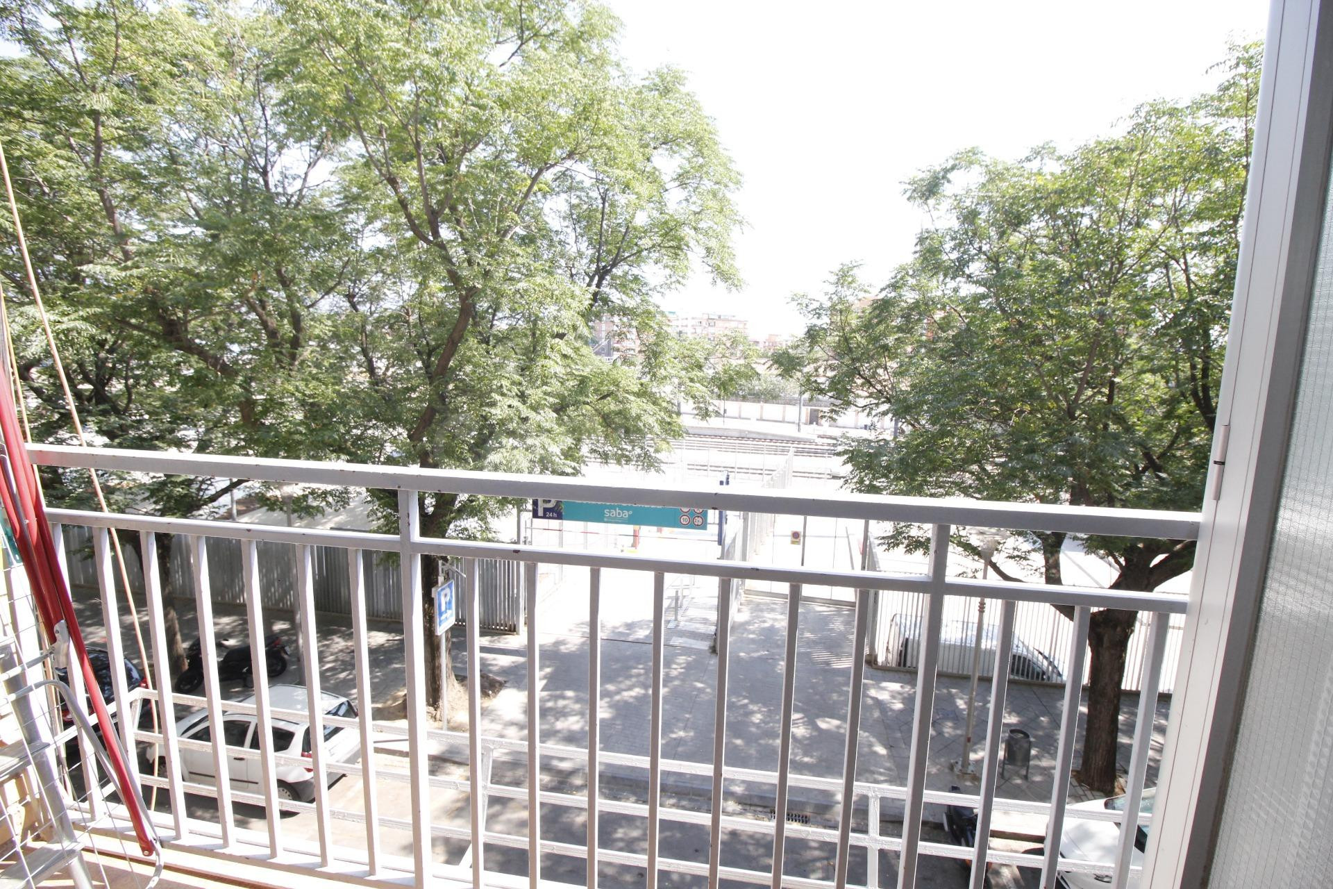 En alquiler piso de 4 habitaciones y 2 baños para estudiante