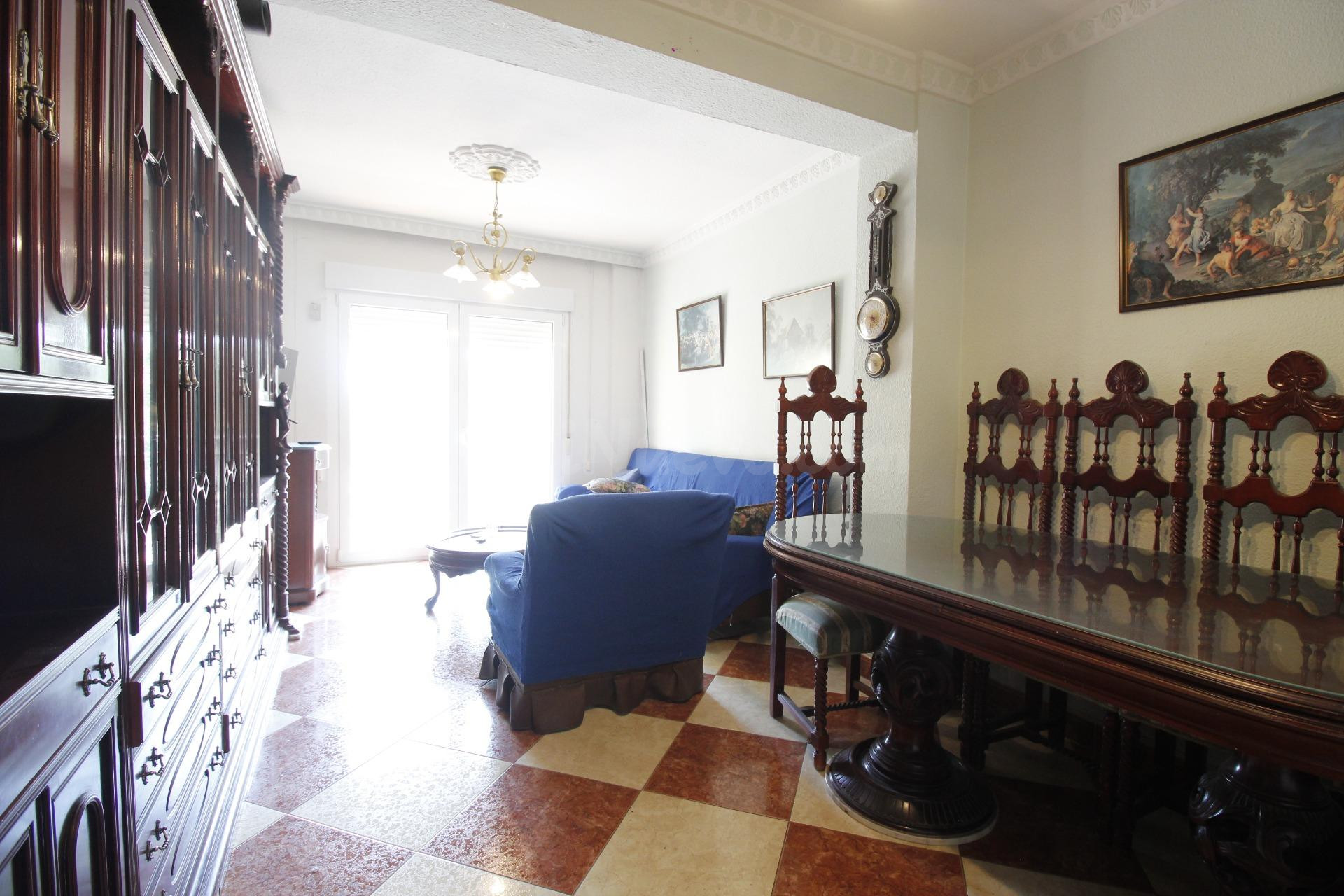 En alquiler piso de 4 habitaciones y 2 baños para estudiante - foto 3