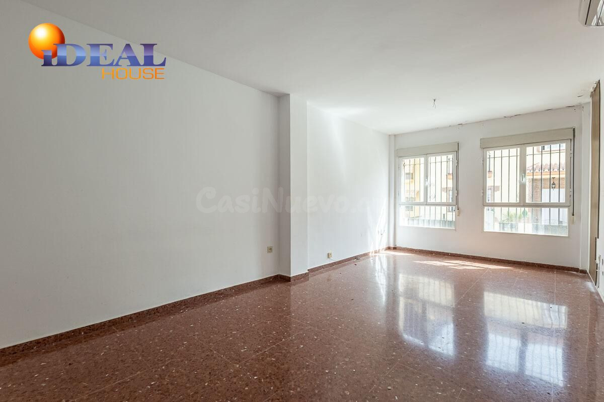 ADOSADO EN HUETOR VEGA - foto 5