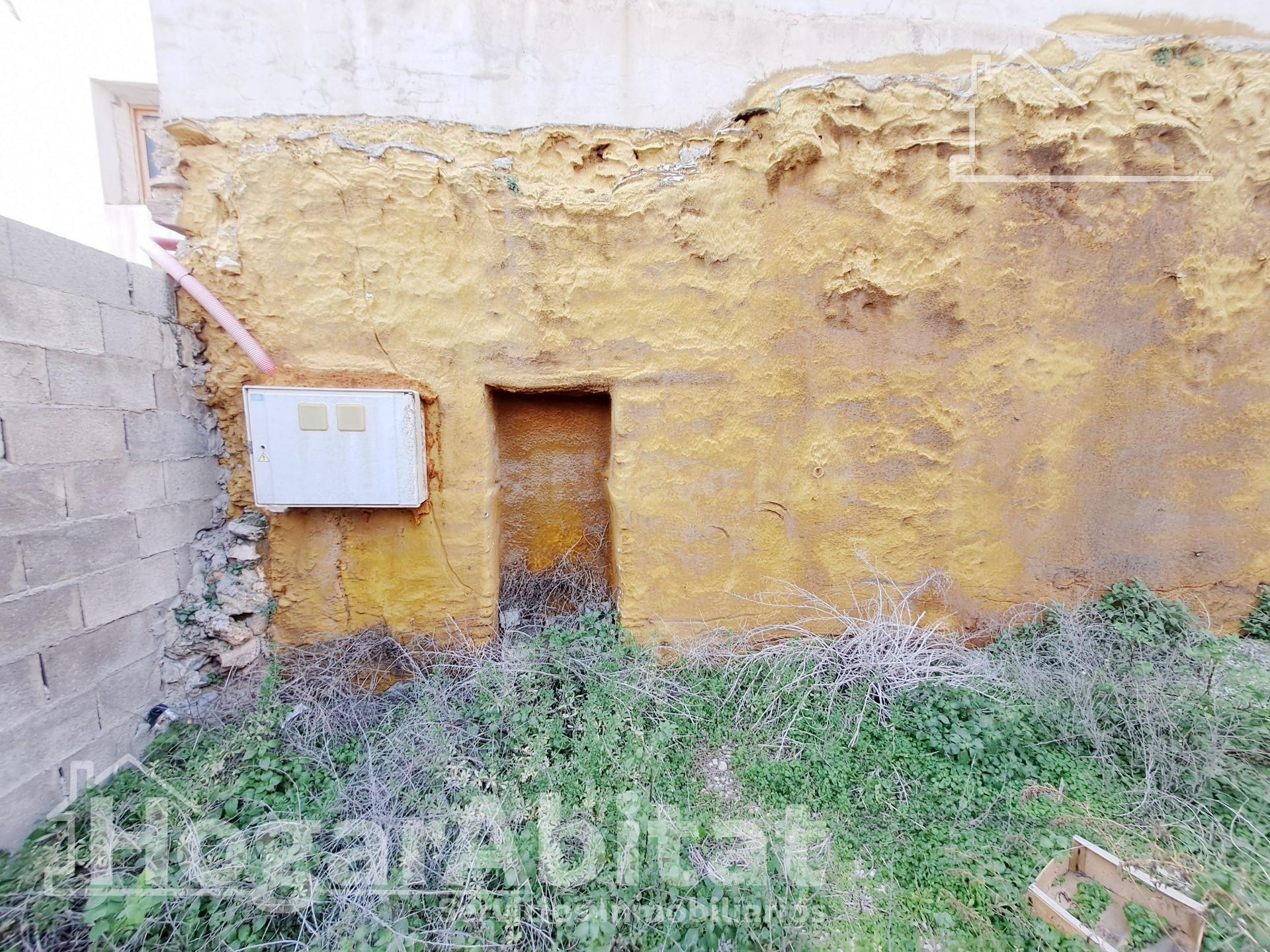 ¡OPORTUNIDAD INCREÍBLE! TERRENO URBANO ESQUINERO Y AMPLIO - foto 3