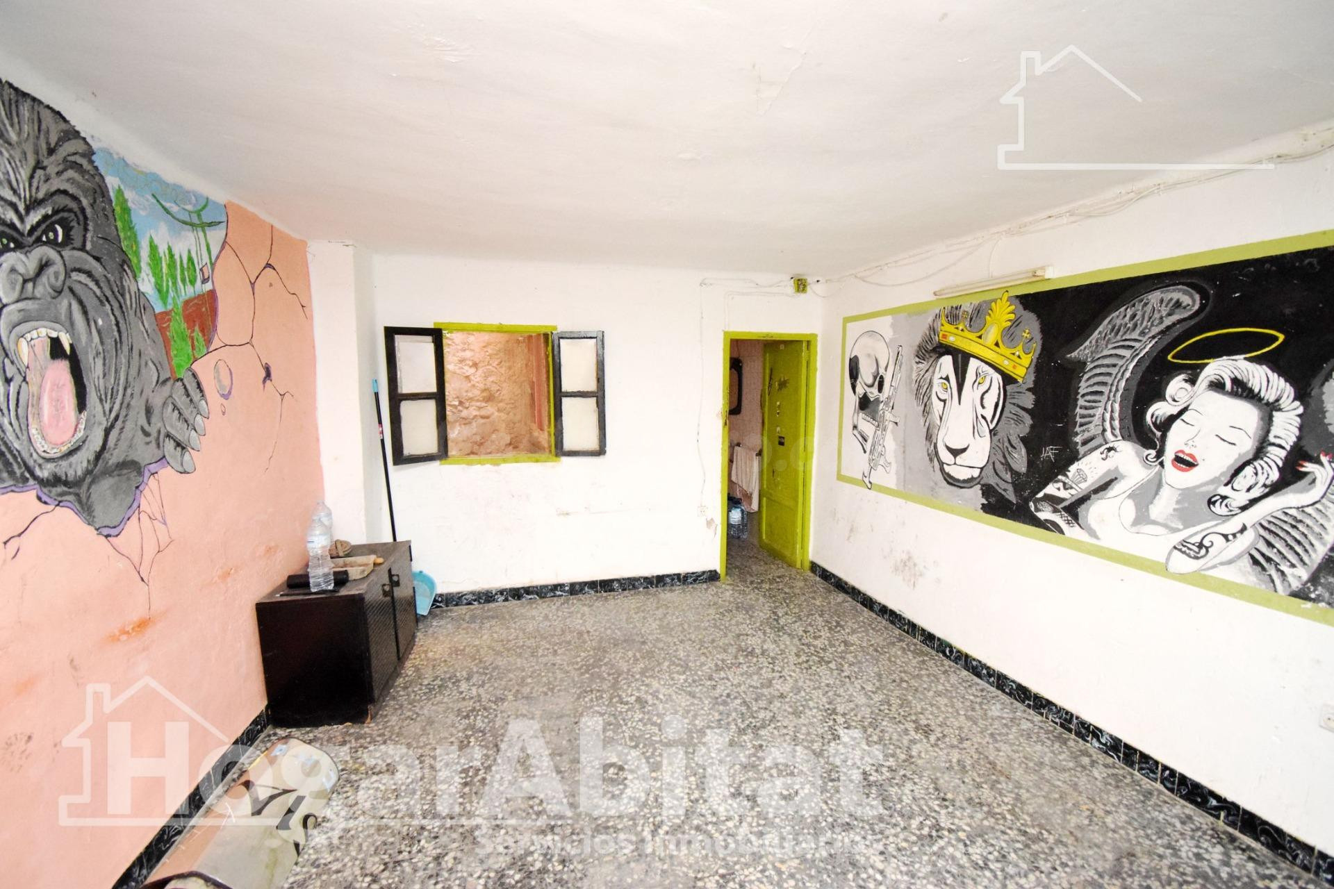 ¡GRAN OPORTUNIDAD! DOS CASAS CON TERRAZA Y BALCÓN