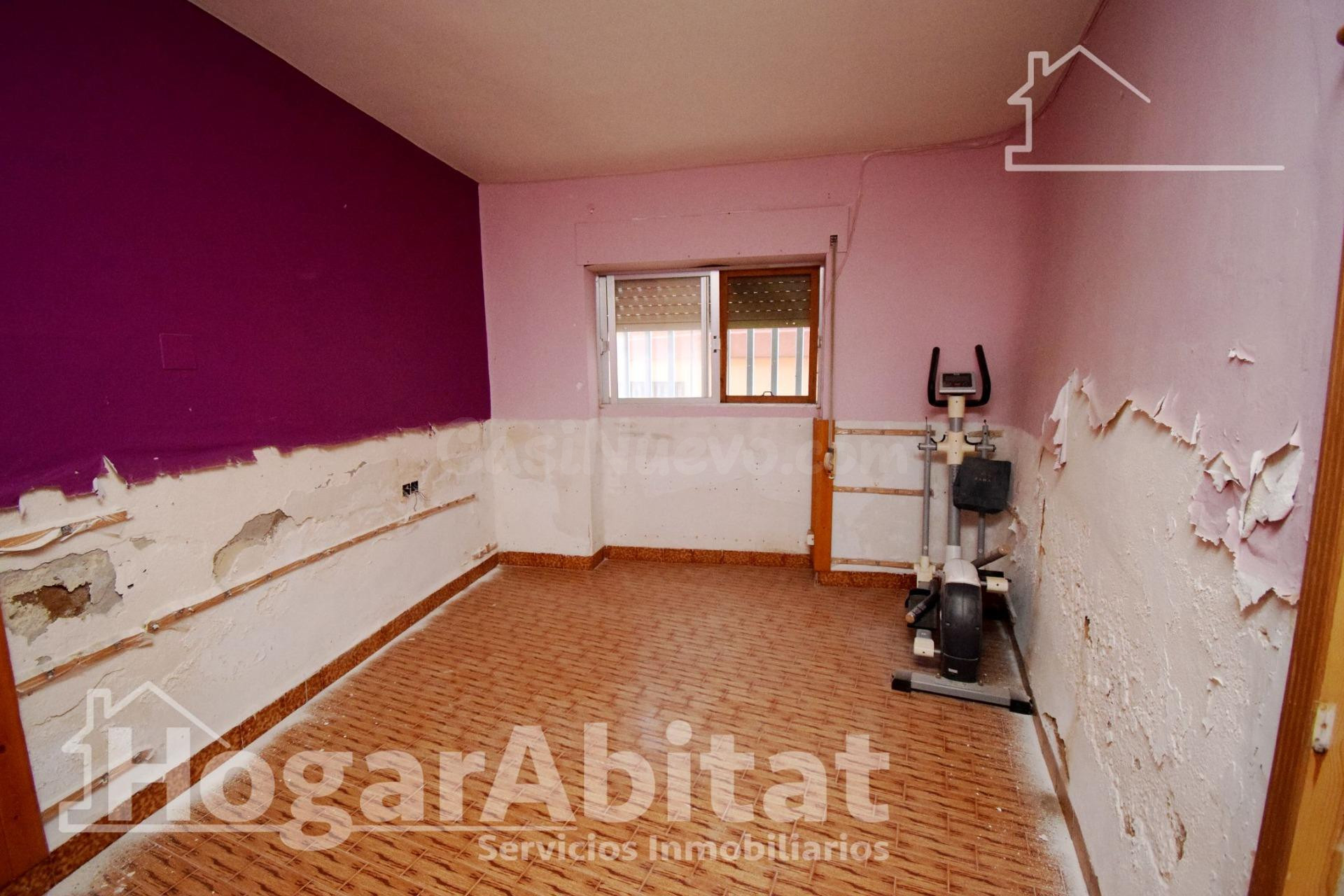¡GRAN OPORTUNIDAD! DOS CASAS CON TERRAZA Y BALCÓN - foto 5