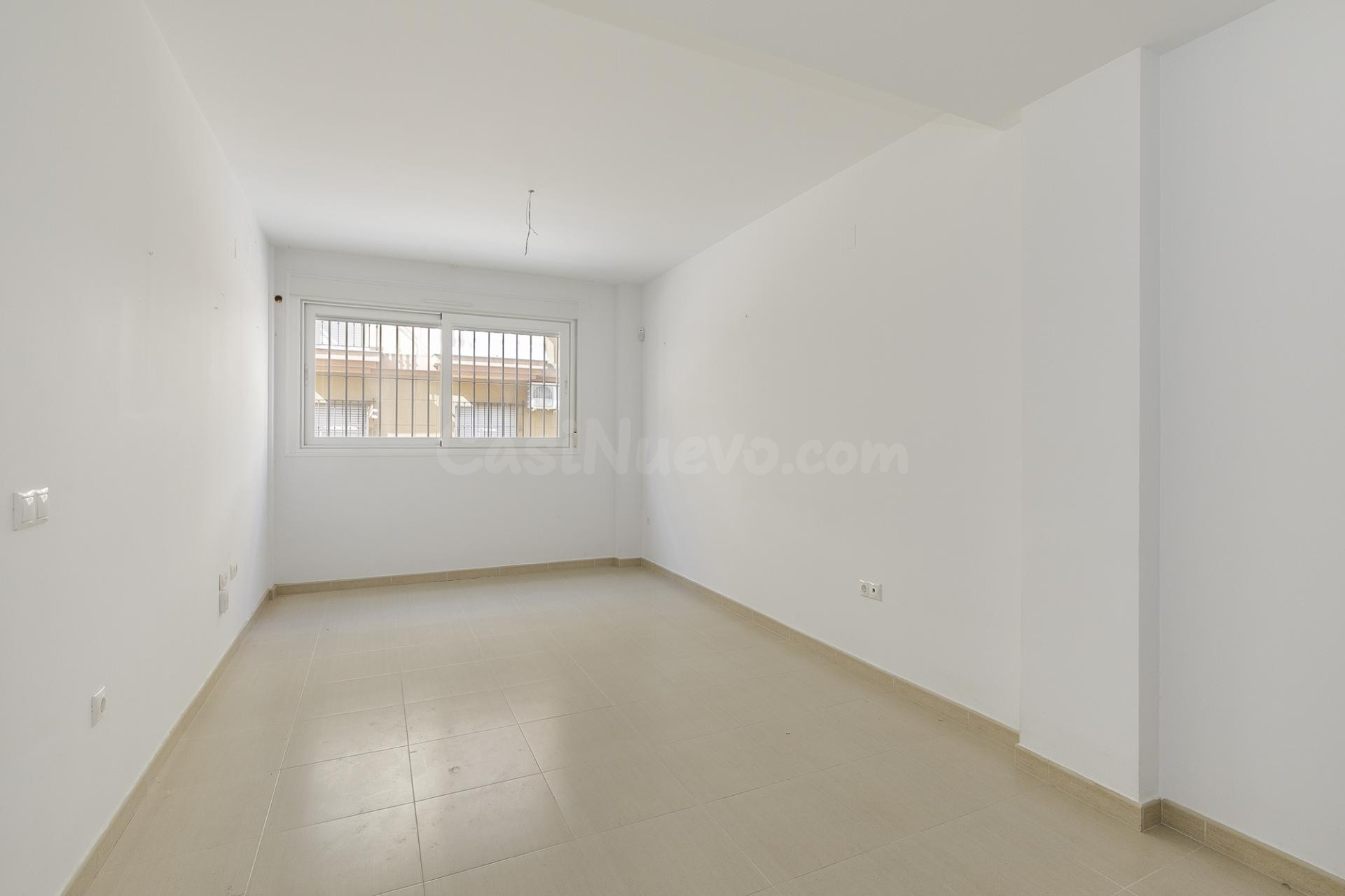 Se vende VPO en Pinos Puente - Junto al cuartel de la Guardi - foto 3