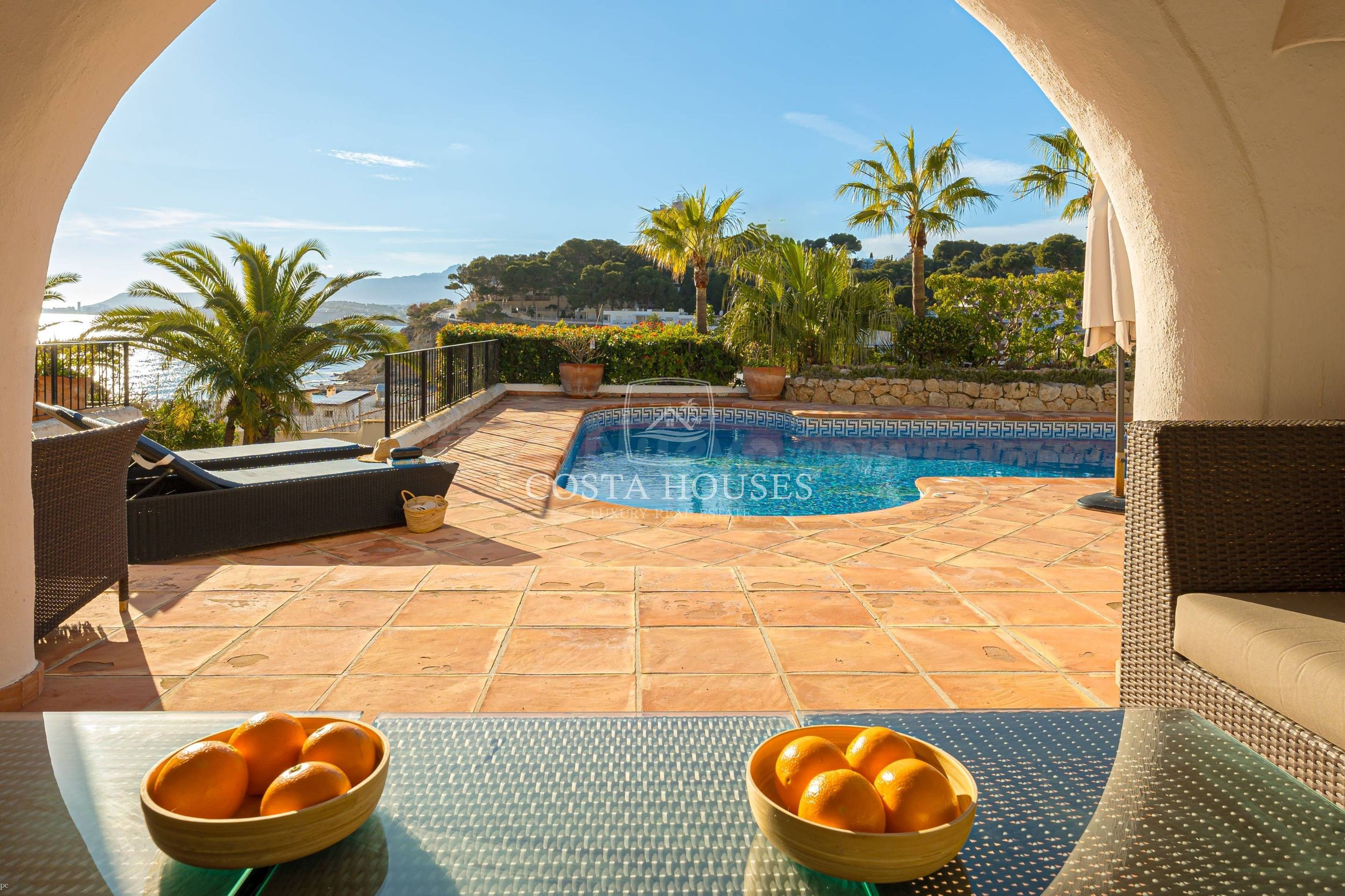 VILLA IBIZA STYLE - UN REFUGIO MEDITERRÁNEO A SOLO 90 METROS - foto 3