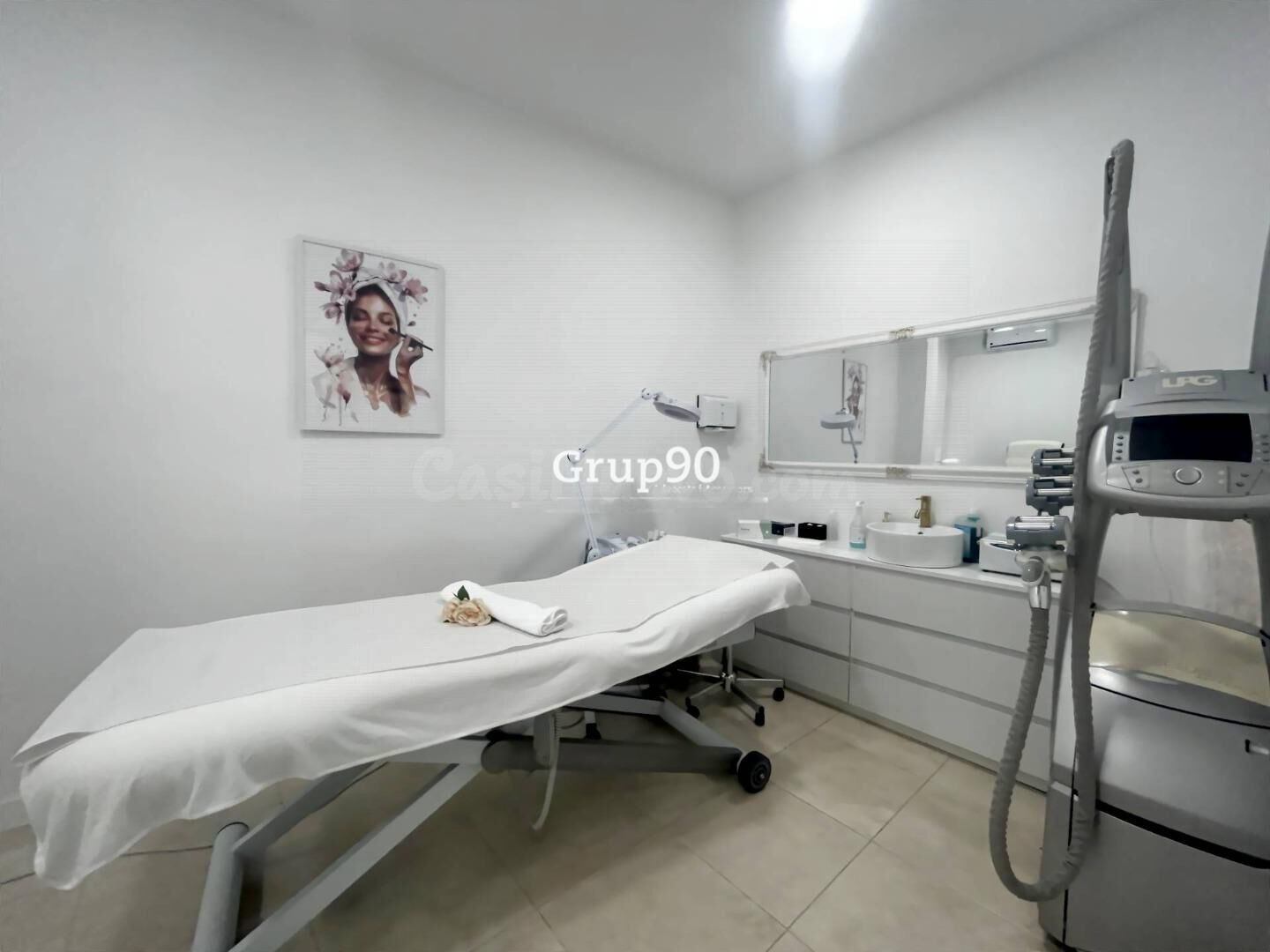 Se traspasa centro de estética en Lleida, en pleno funcionam - foto 4
