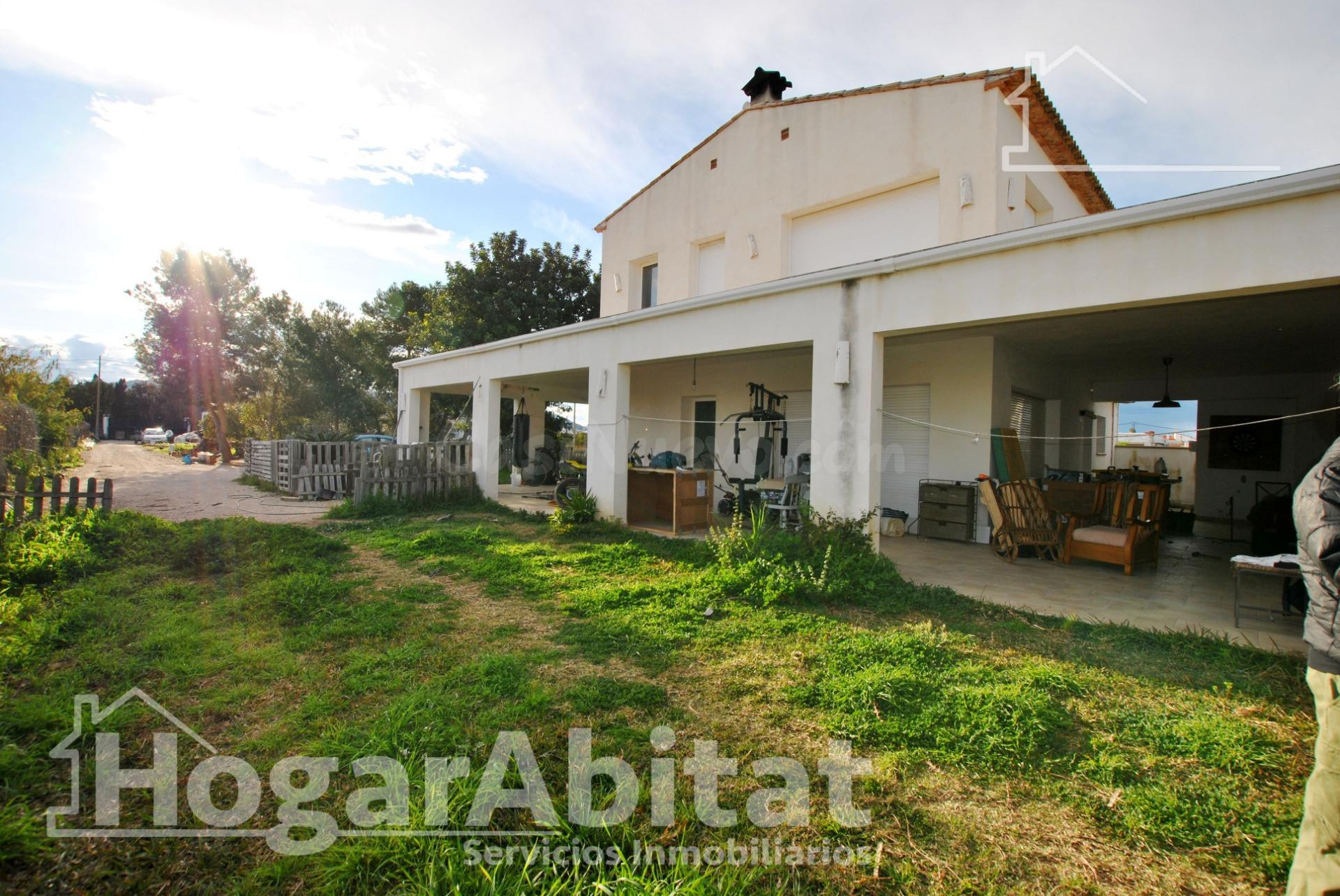 ¡ESPECTACULAR! CHALET SEMINUEVO CON PISCINA PRIVADA, GARAJE  - foto 4