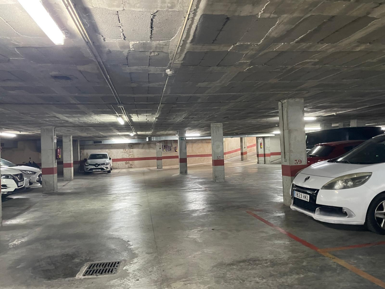 ALQUILER PARKING COCHE AV. SAN FERNANDO - SON DAMETO - foto 3