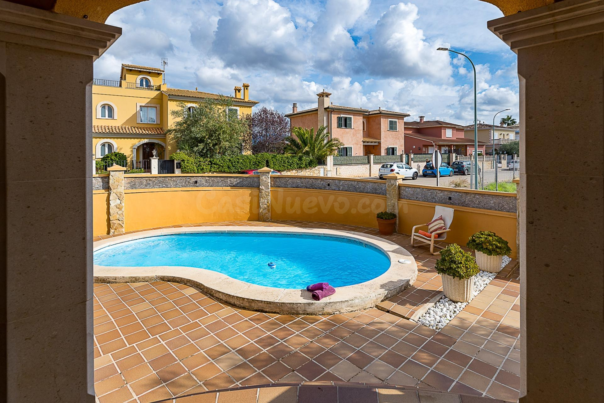 UNIFAMILIAR TODO EN PLANTA DE 3 habitaciones Y PISCINA EN MA - foto 4