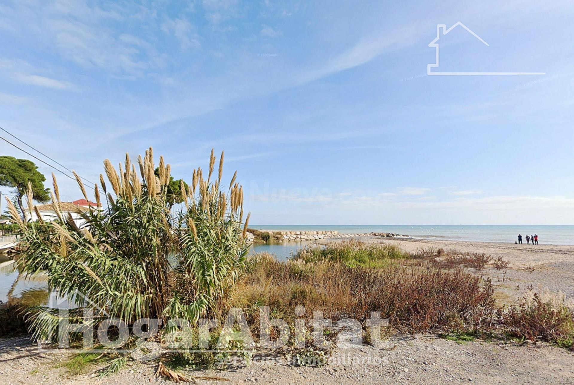 TERRENO URBANO JUNTO A LA PLAYA - foto 4