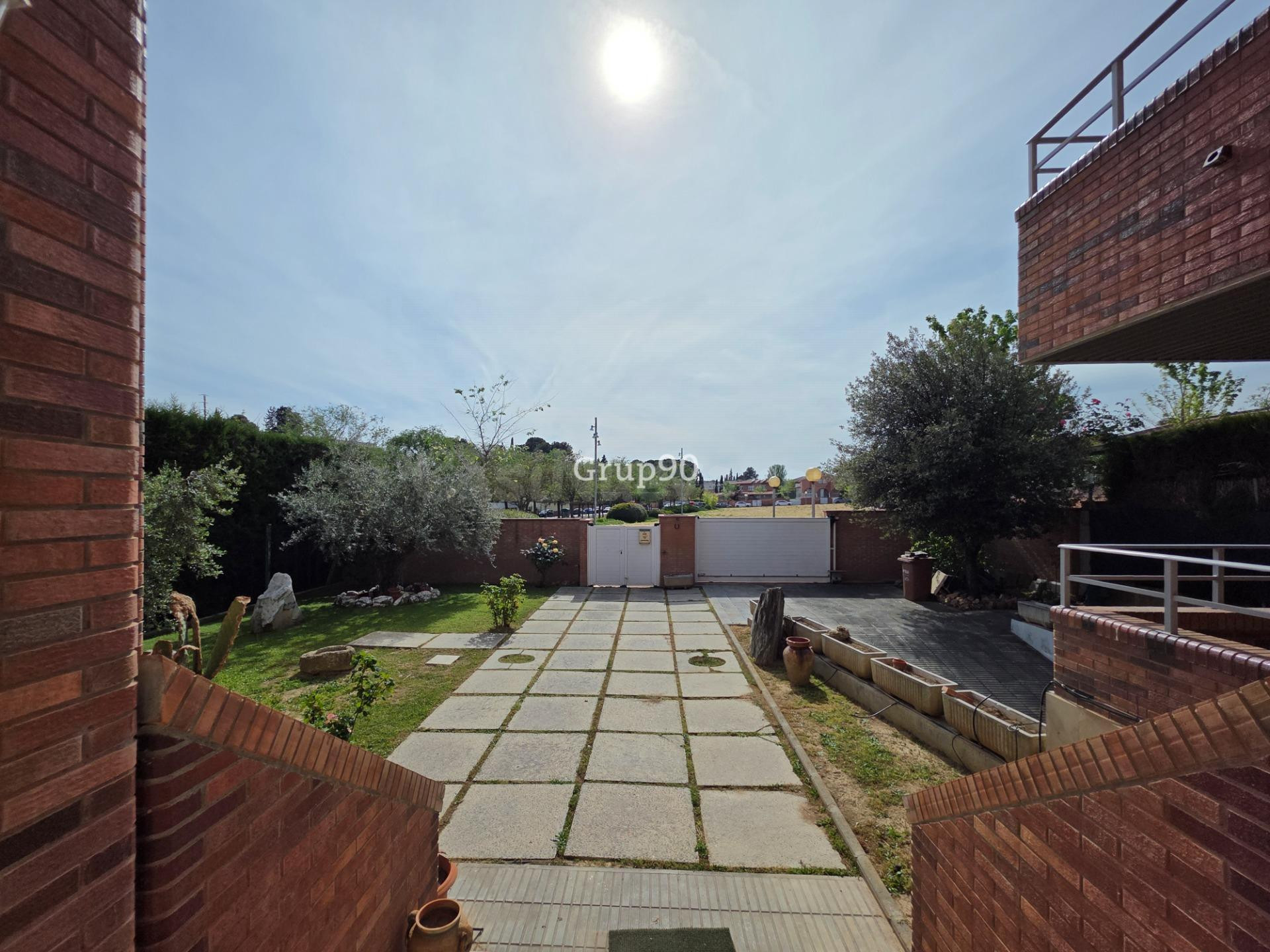 Chalet exclusivo en Lleida – Espacio, privacidad y ubicación - foto 4