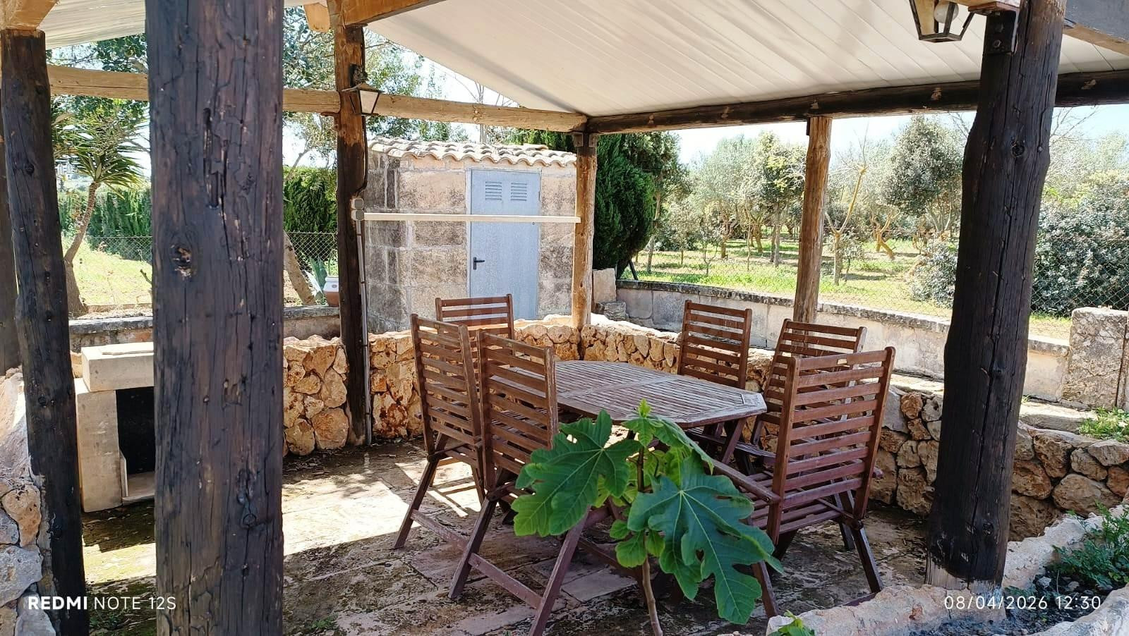 CASA DE CAMPO CON TERRAZA Y ZONA DE APARCAMIENTO EN SENCELLE