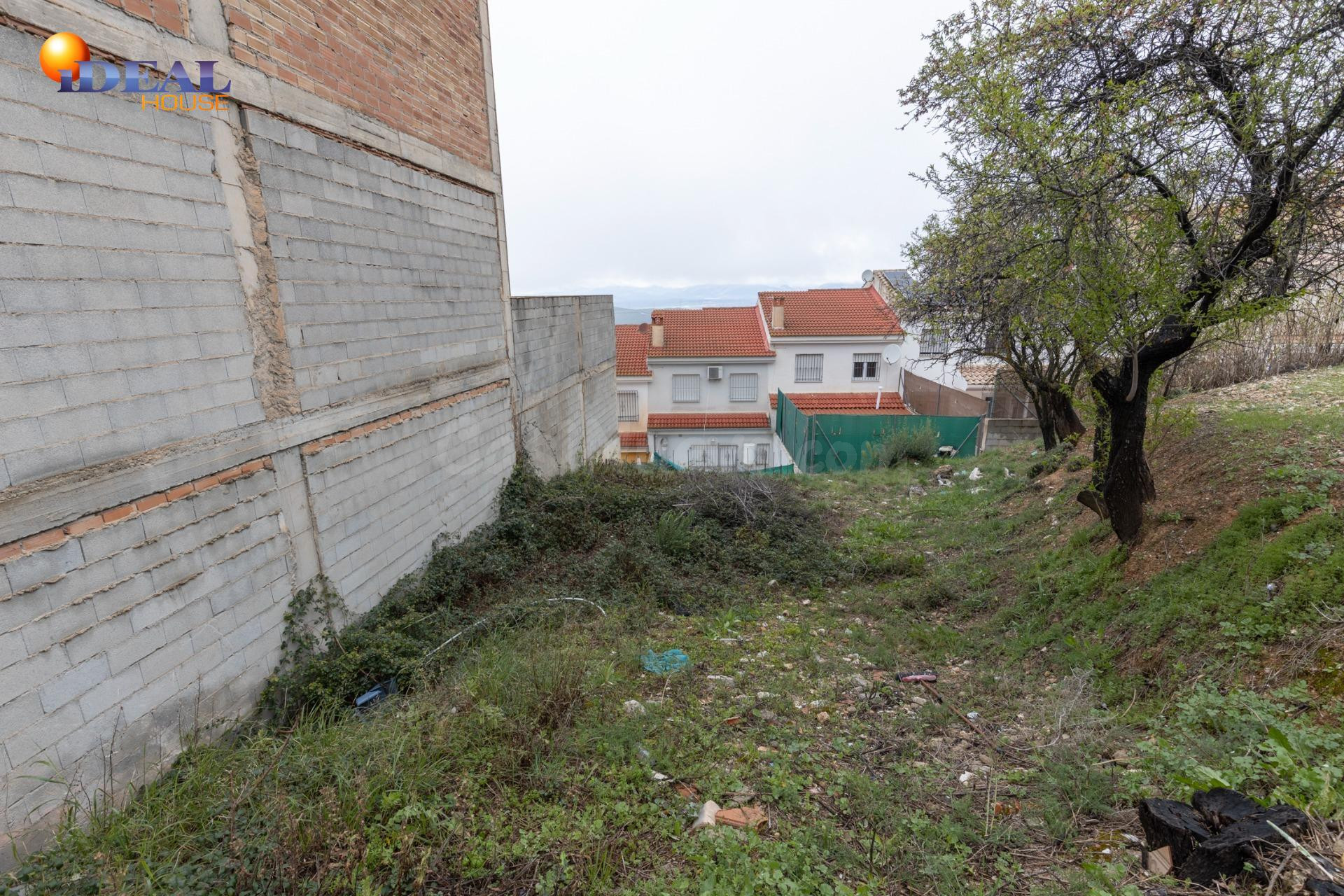 Terreno Urbano en Guevejar - Oportunidad Única