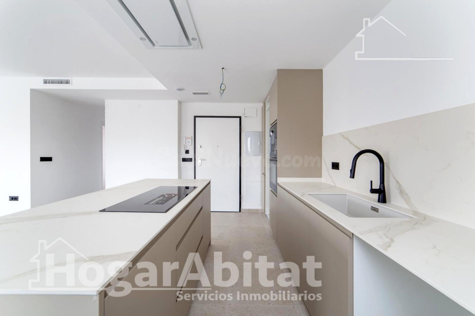 ¡TERCERA LÍNEA DE PLAYA! EXTERIOR EN RESIDENCIAL CON PISCINA - foto 4