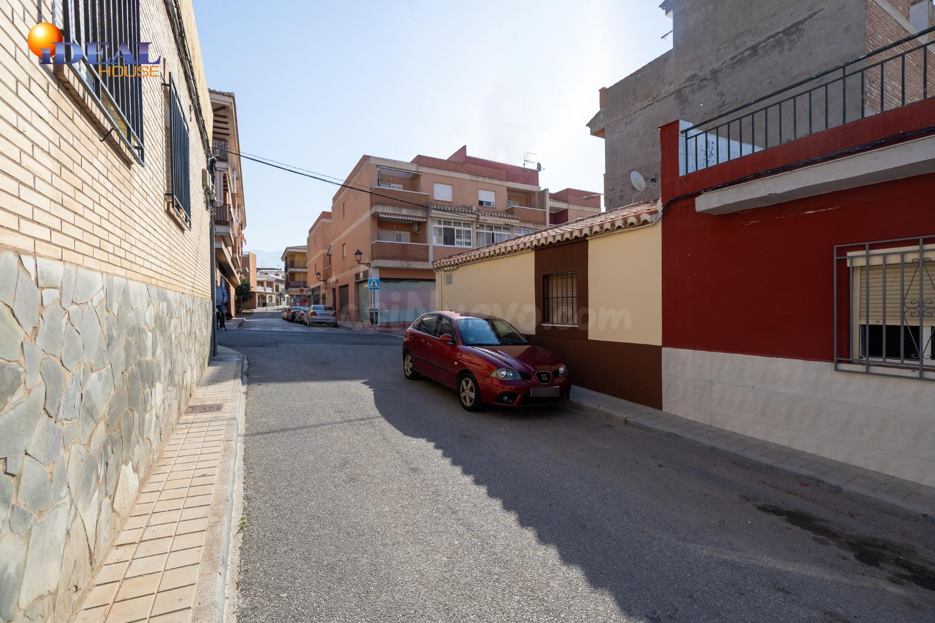 Casa independiente en Motril de dos dormitorios - foto 3