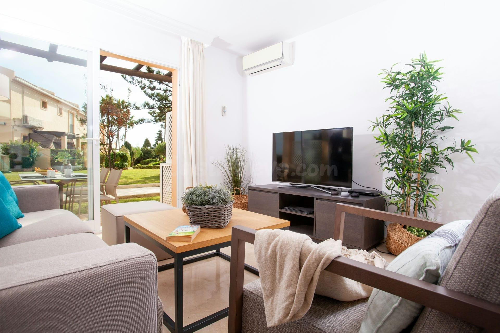 Apartamento turístico de 2 dormitorios con gran rentabilidad - foto 5