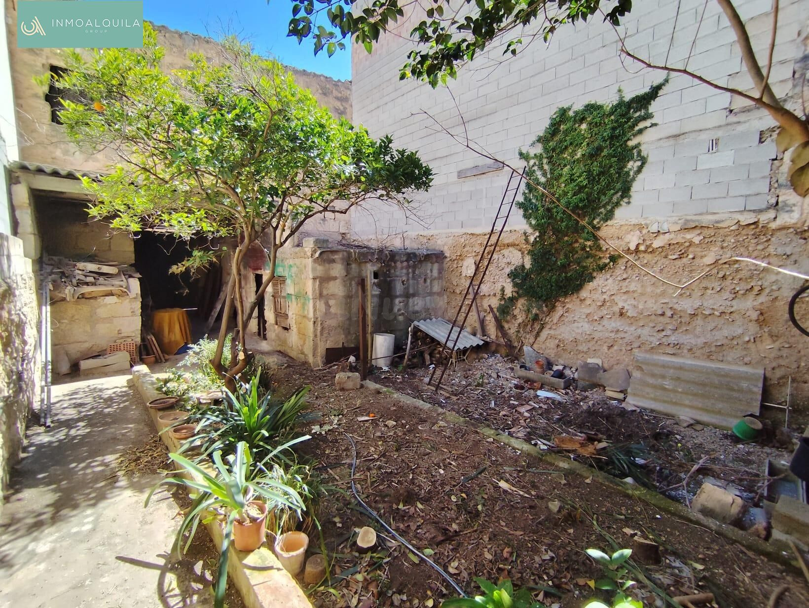 Casa con patio - foto 3