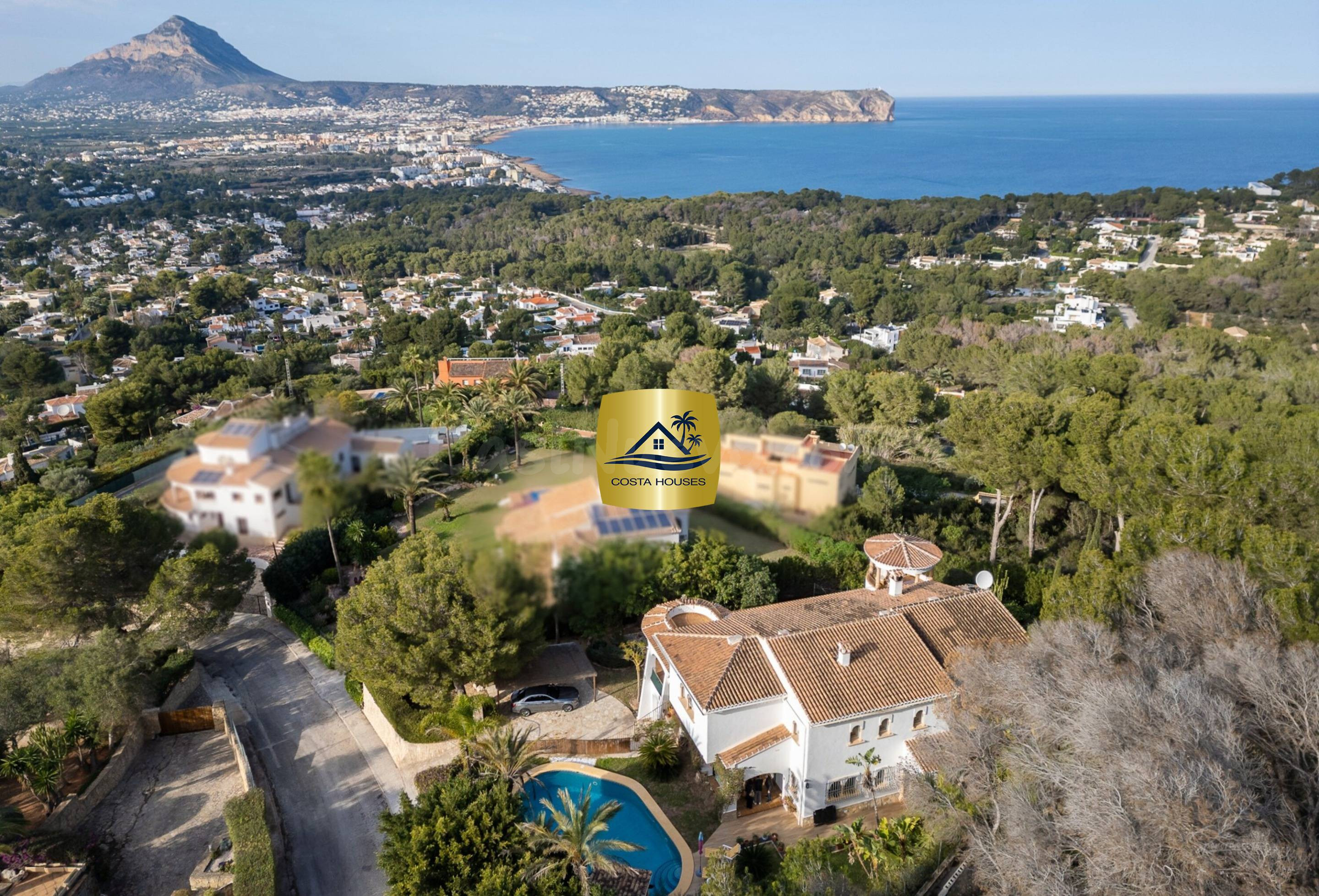 VILLA MEDITERRANEA CON VISTAS PANORAMICAS AL MAR, BAHIA DE J