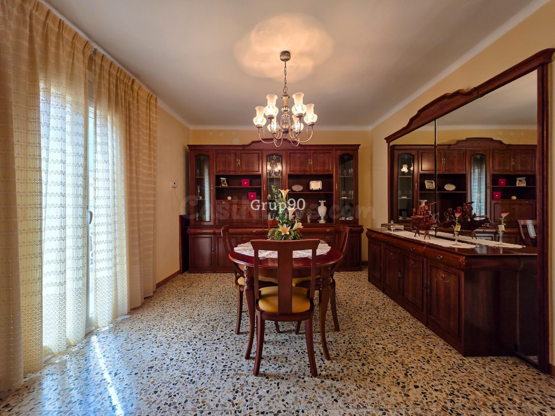 Espectacular casa de 567 m2 con infinitas posibilidades en A - foto 2