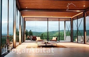 ¡ESPECTACULAR VILLA! AMPLIA CON GARAJE, DOS TERRAZAS Y PISCI