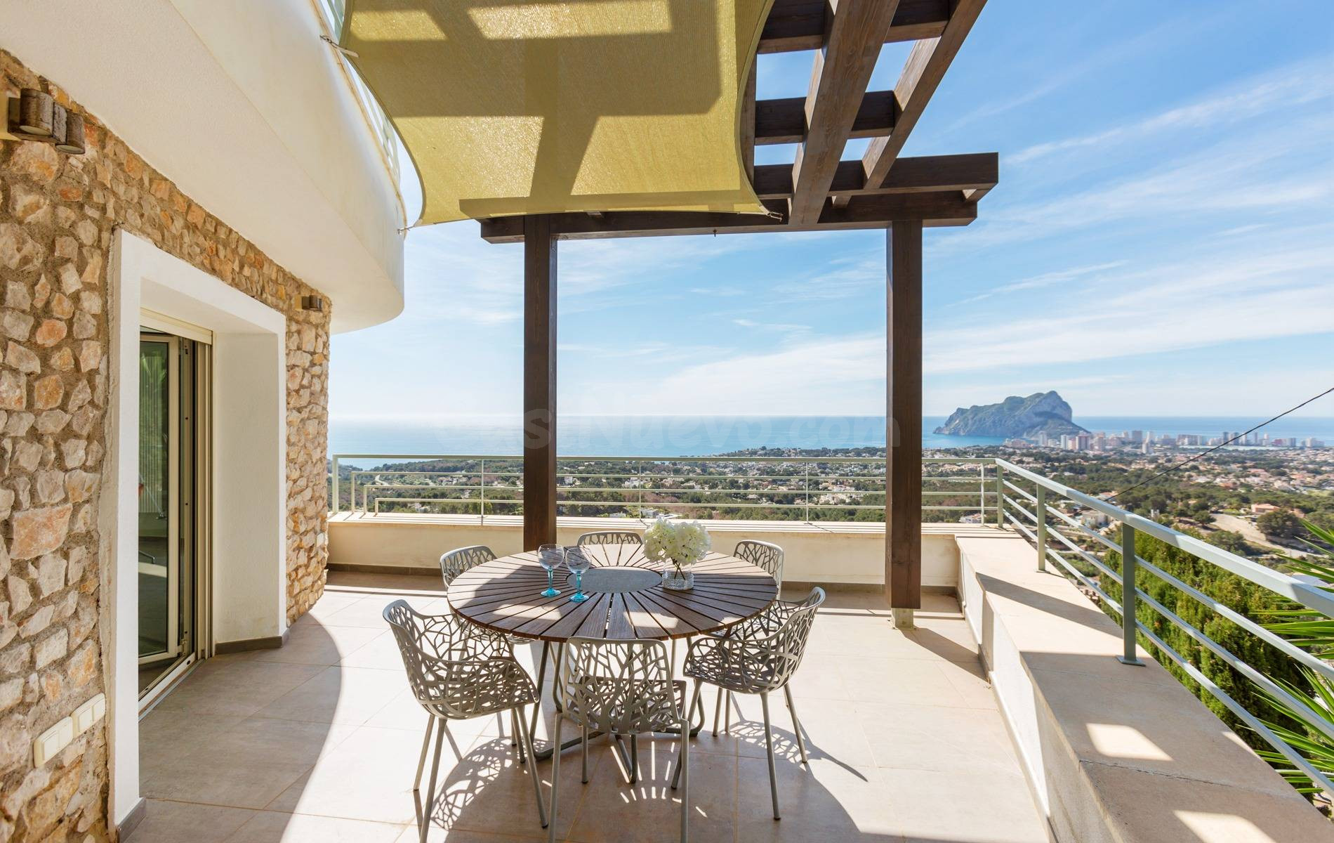 VILLA DE ESTILO MEDITERRÁNEO CON VISTAS AL MAR EN BENISSA EN - foto 2