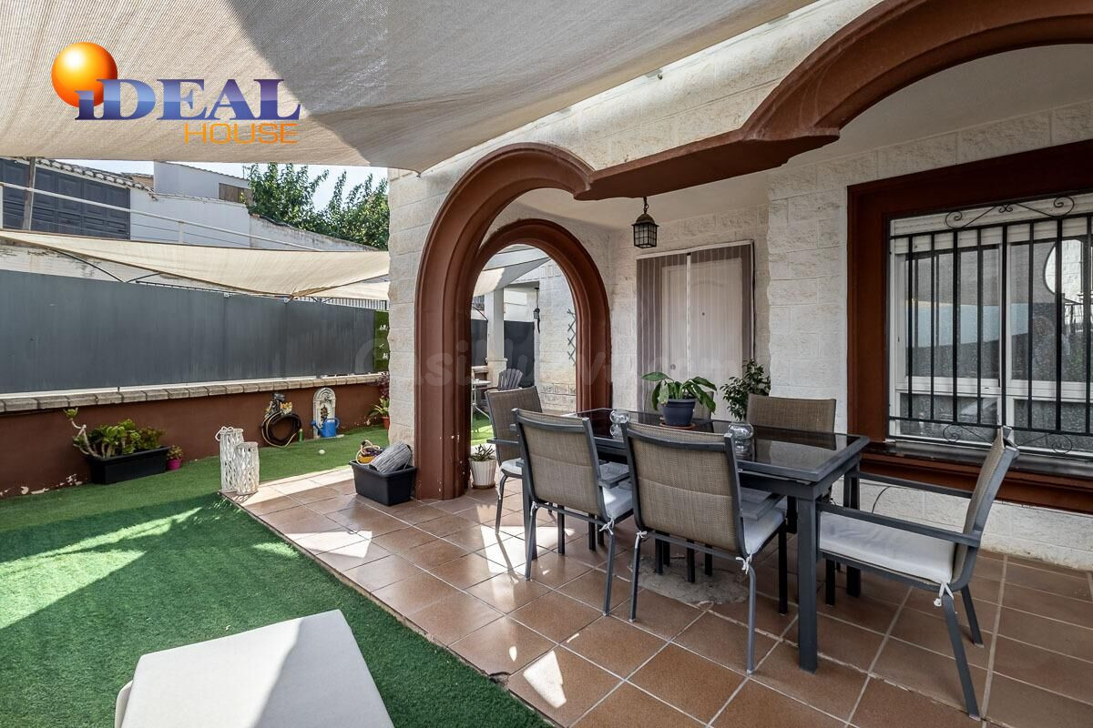 Casa en Gojar con patio de 65m
