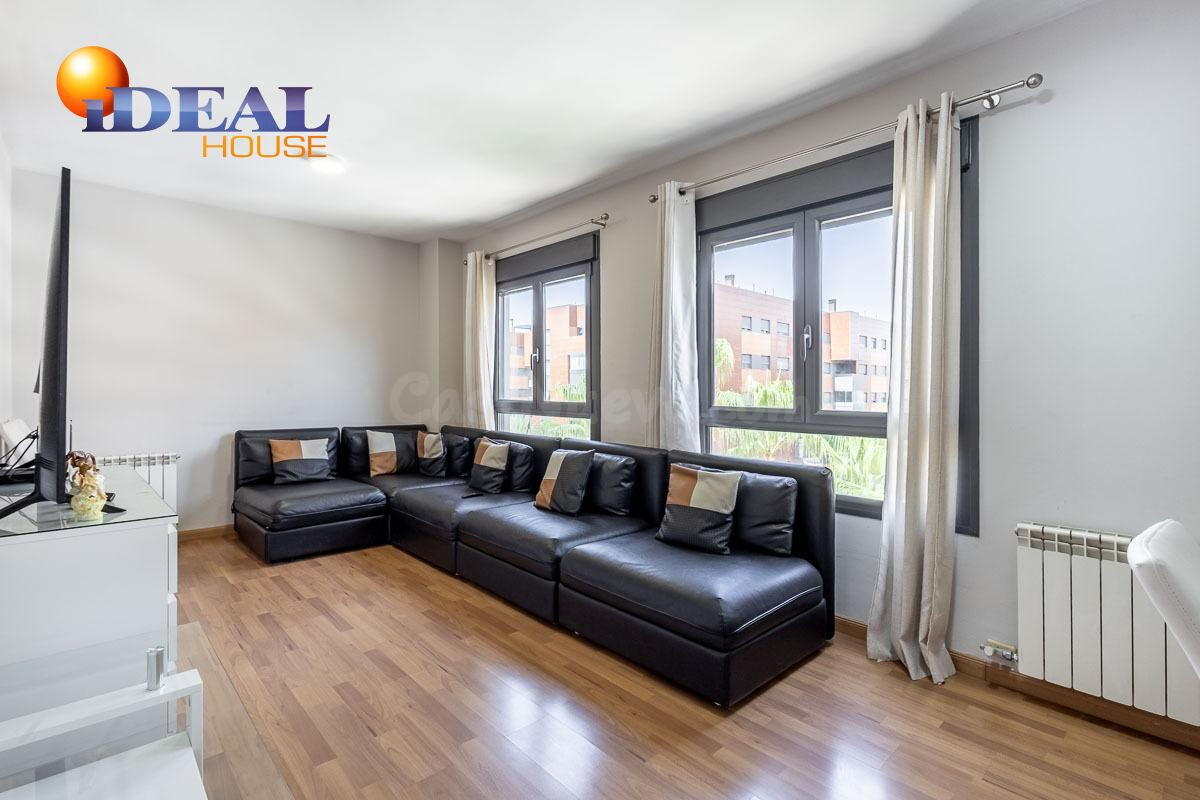 Exclusiva vivienda en Residencial Parque Lagos - foto 4
