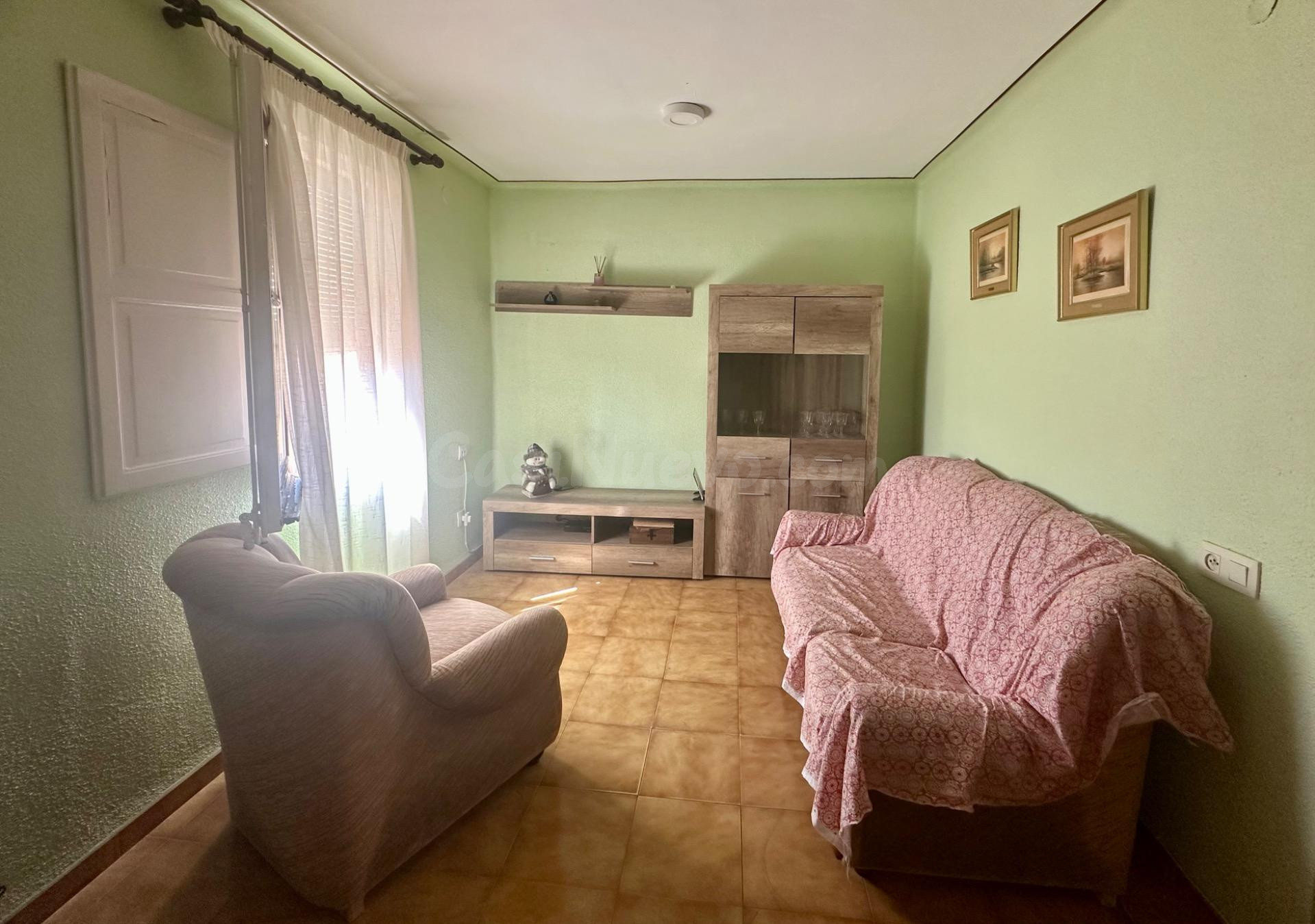Céntrico piso para entrar a vivir en L'Aldea - foto 2