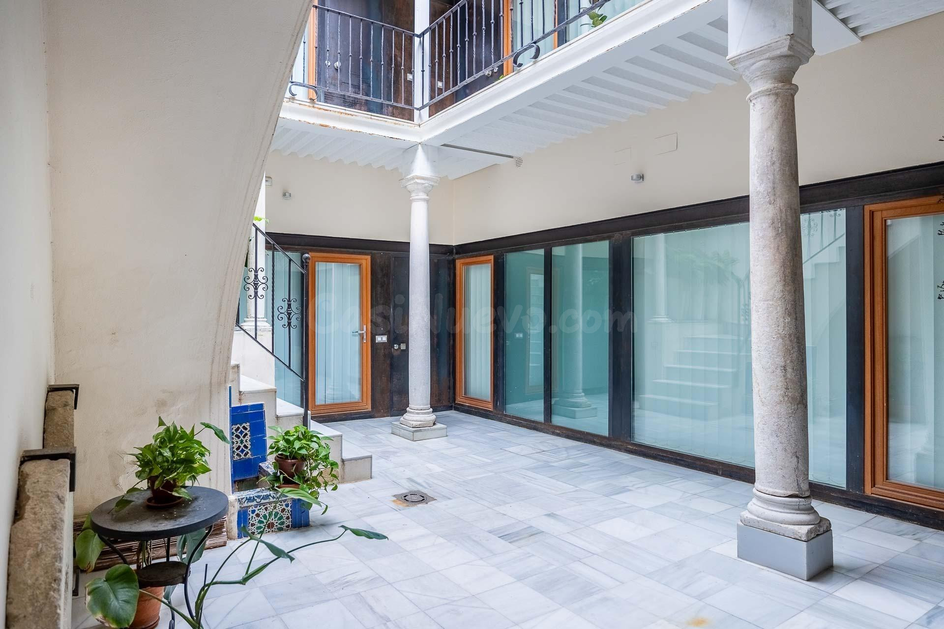 Impresionante dúplex con terraza exclusiva en el corazón de  - foto 5