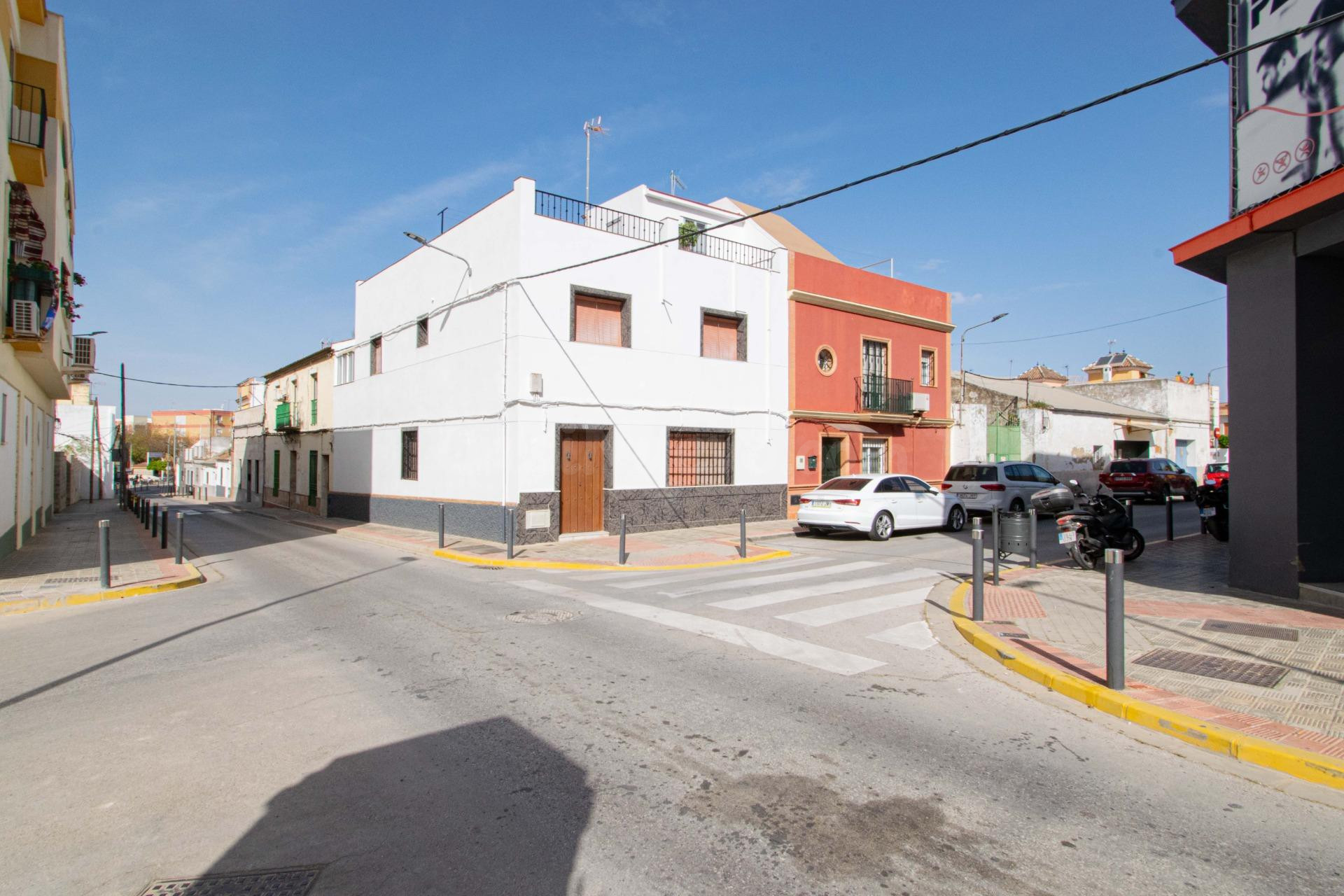 Terreno urbano en Dos Hermanas - foto 5