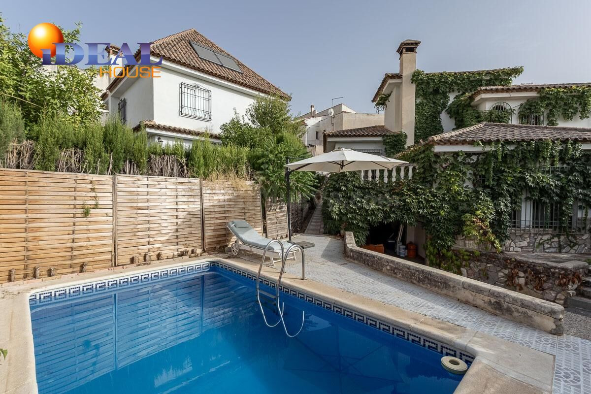 CHALET EN CÁJAR