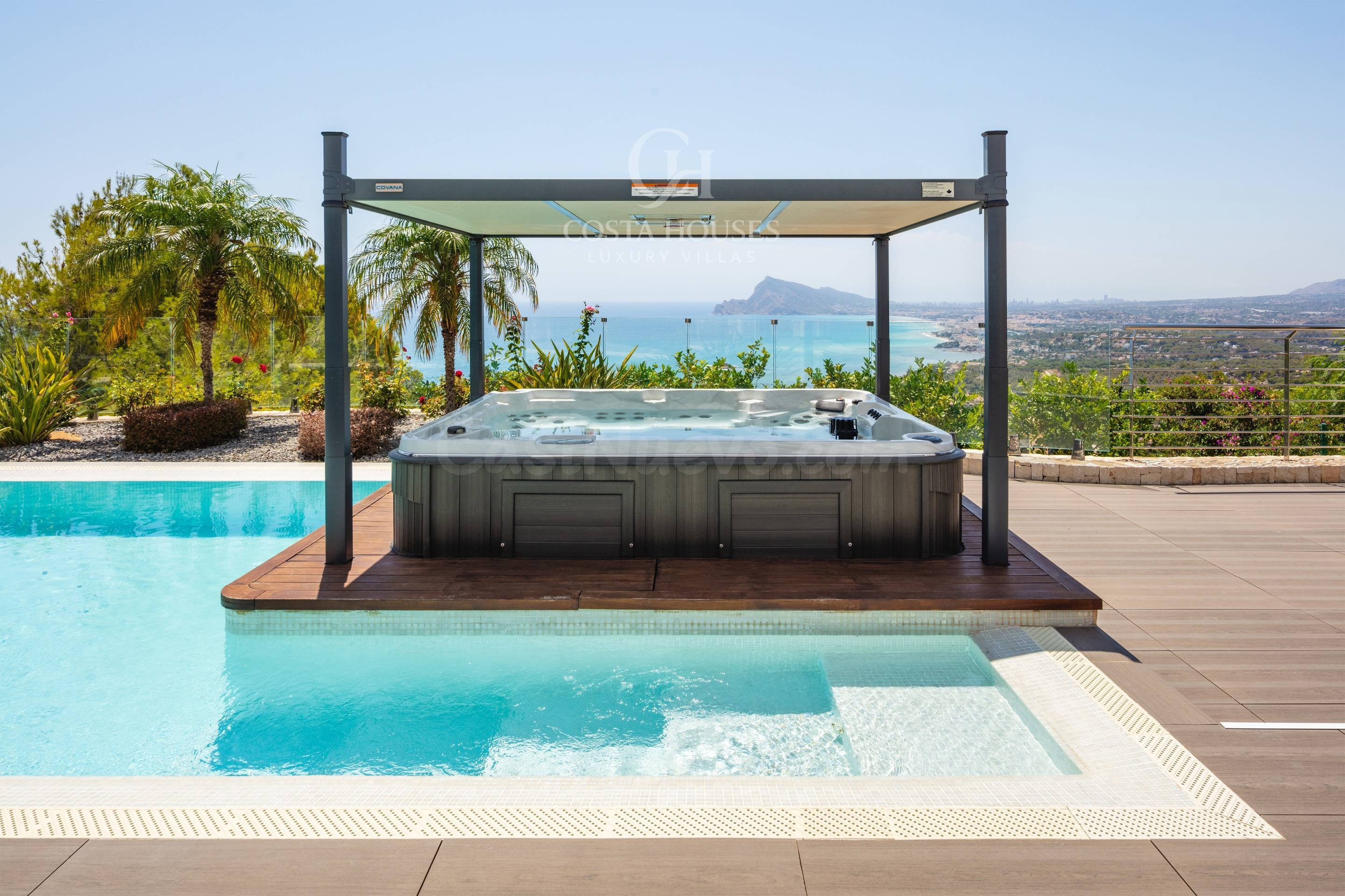 VILLA ONAE · VILLA CONTEMPORÁNEA DE LUJO CON VISTAS PANORÁMI - foto 2