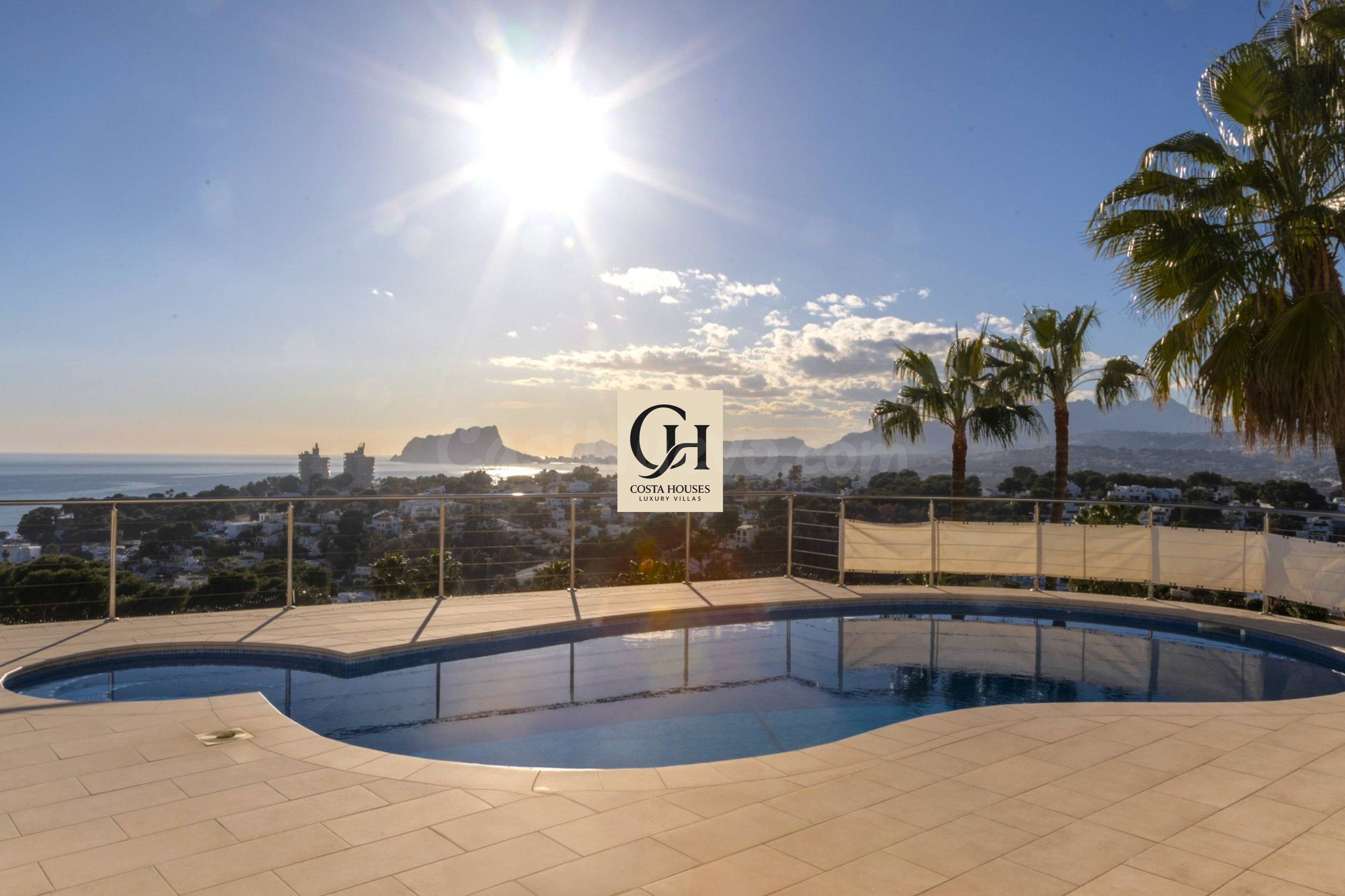 VILLA FAR NIENTE · CALMA EN CERCA DEL MAR Y PLAYA PORTET, MO