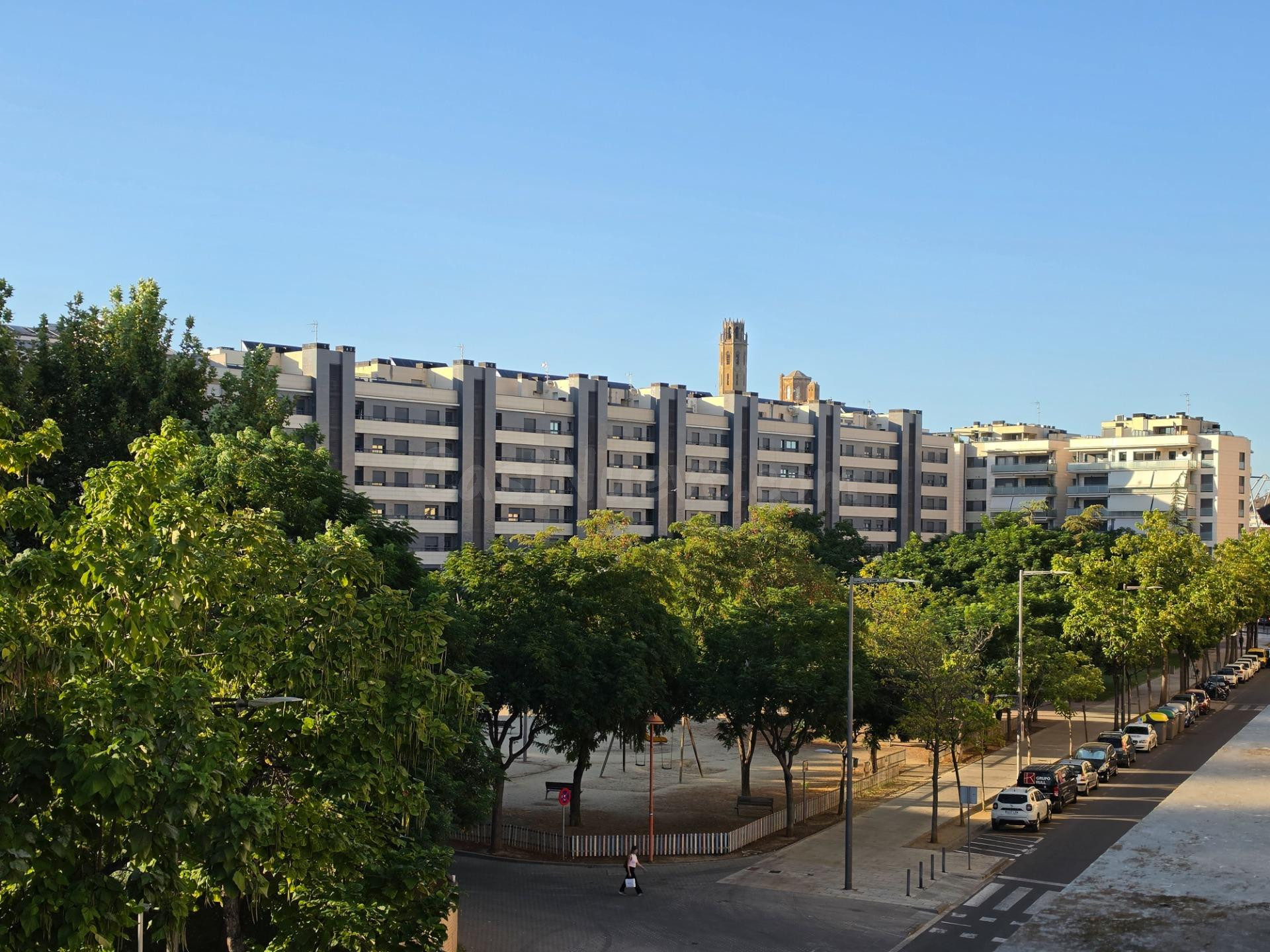 ÁTICO DÚPLEX DE 2 habitaciones Y PARKING EN CAPPONT