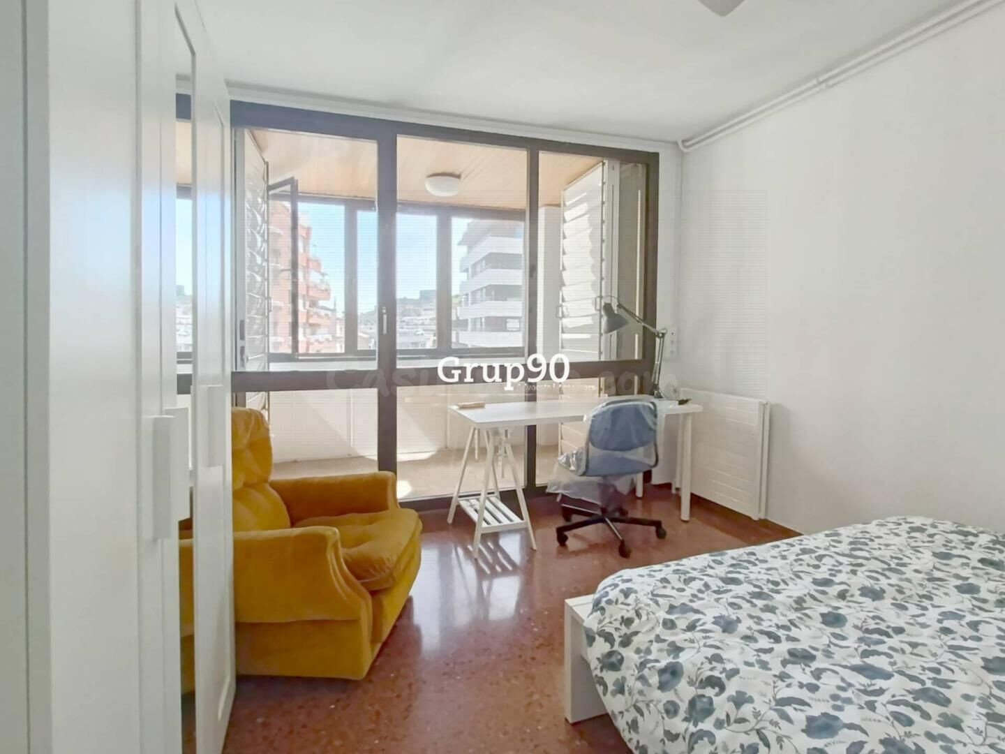 GRAN PISO DE 6 habitaciones EN EL CENTRO DE LLEIDA – AV. CAT - foto 5