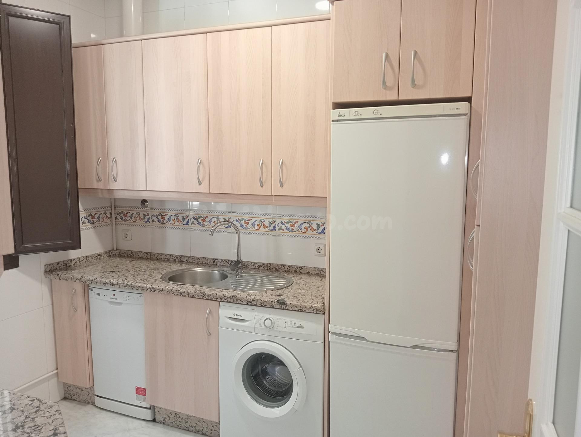 Piso 2 habitaciones 80m² en alquiler - Centro