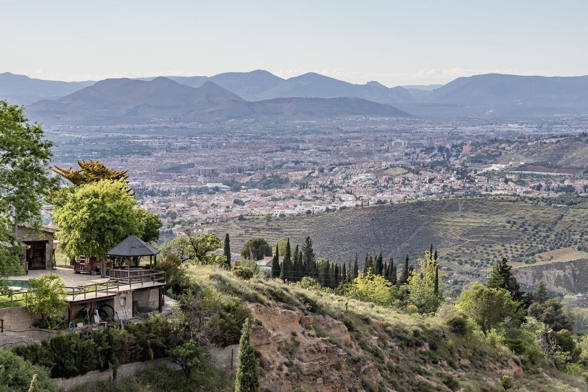 Finca rústica con casa de aperos y espectaculares vistas en  - foto 2