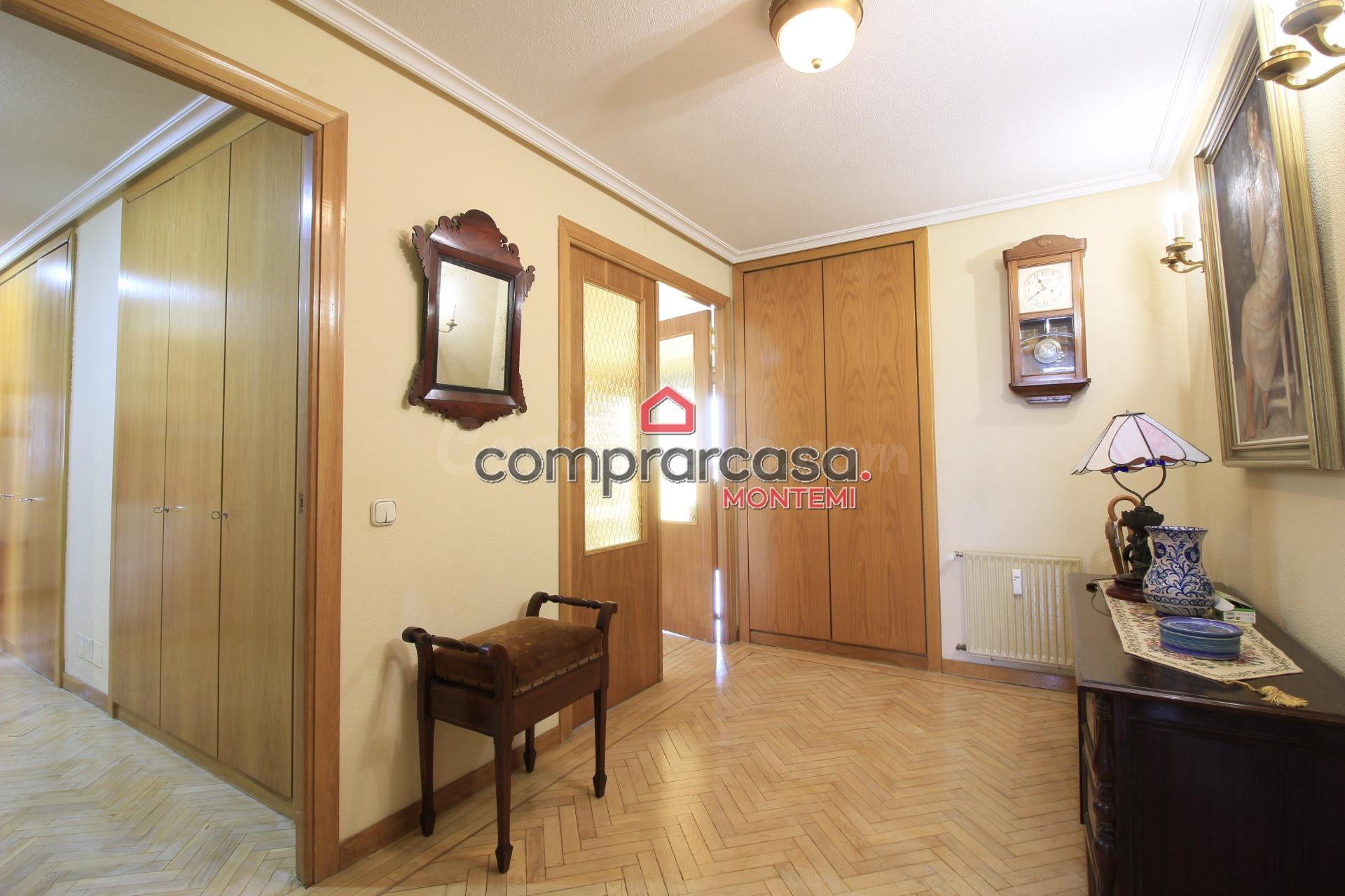 Magnífico piso en Calle Agastia - foto 3