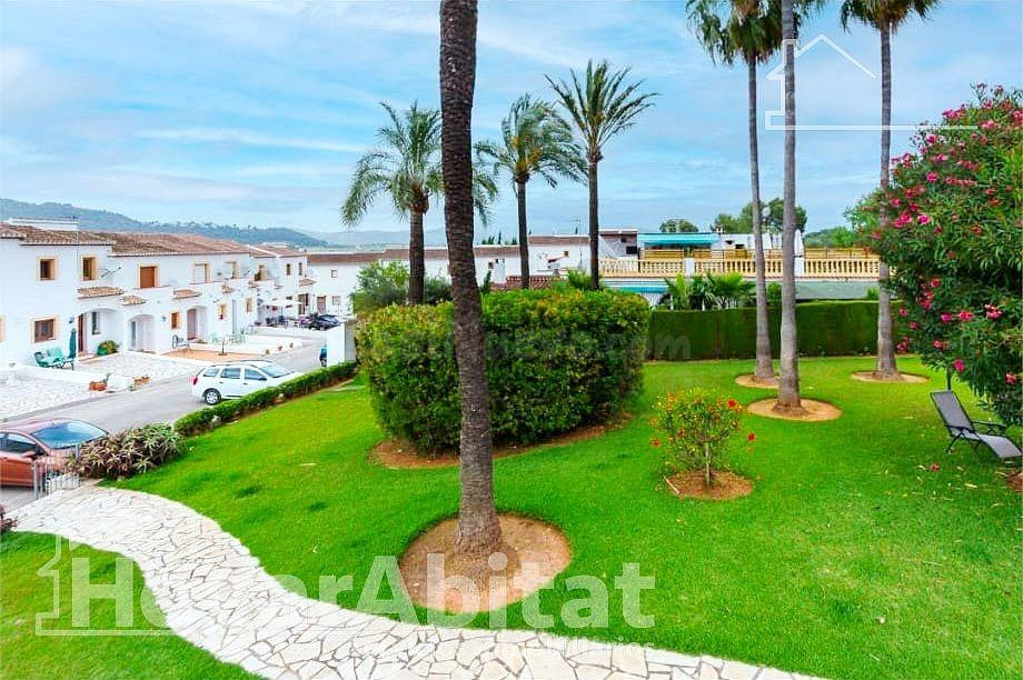 ¡ESPECTACULAR ADOSADO! LUMINOSO EN RESIDENCIAL CON PISCINA Y - foto 3