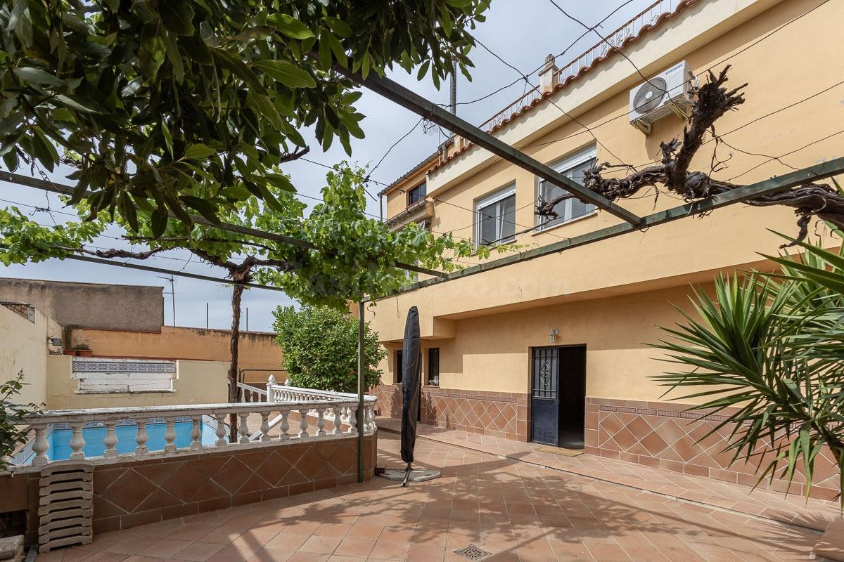 CHALET ADOSADO EN OGIJARES ( GRANADA) - foto 3