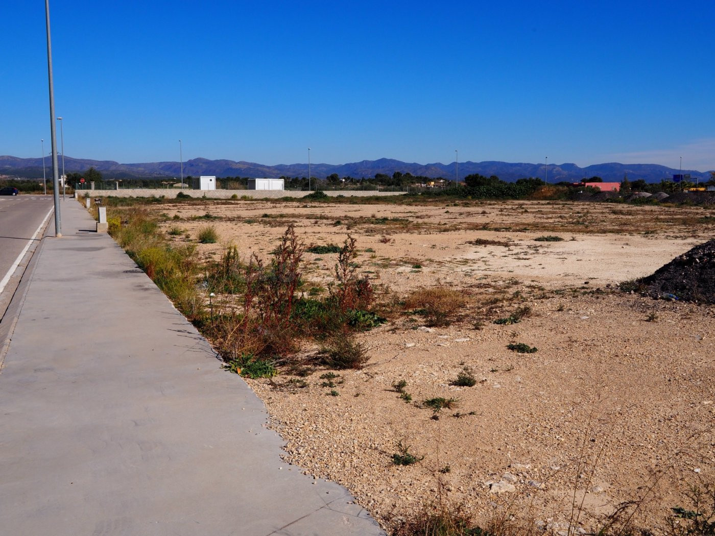 TERRENO INDUSTRIAL EN BENAGUACIL - foto 3